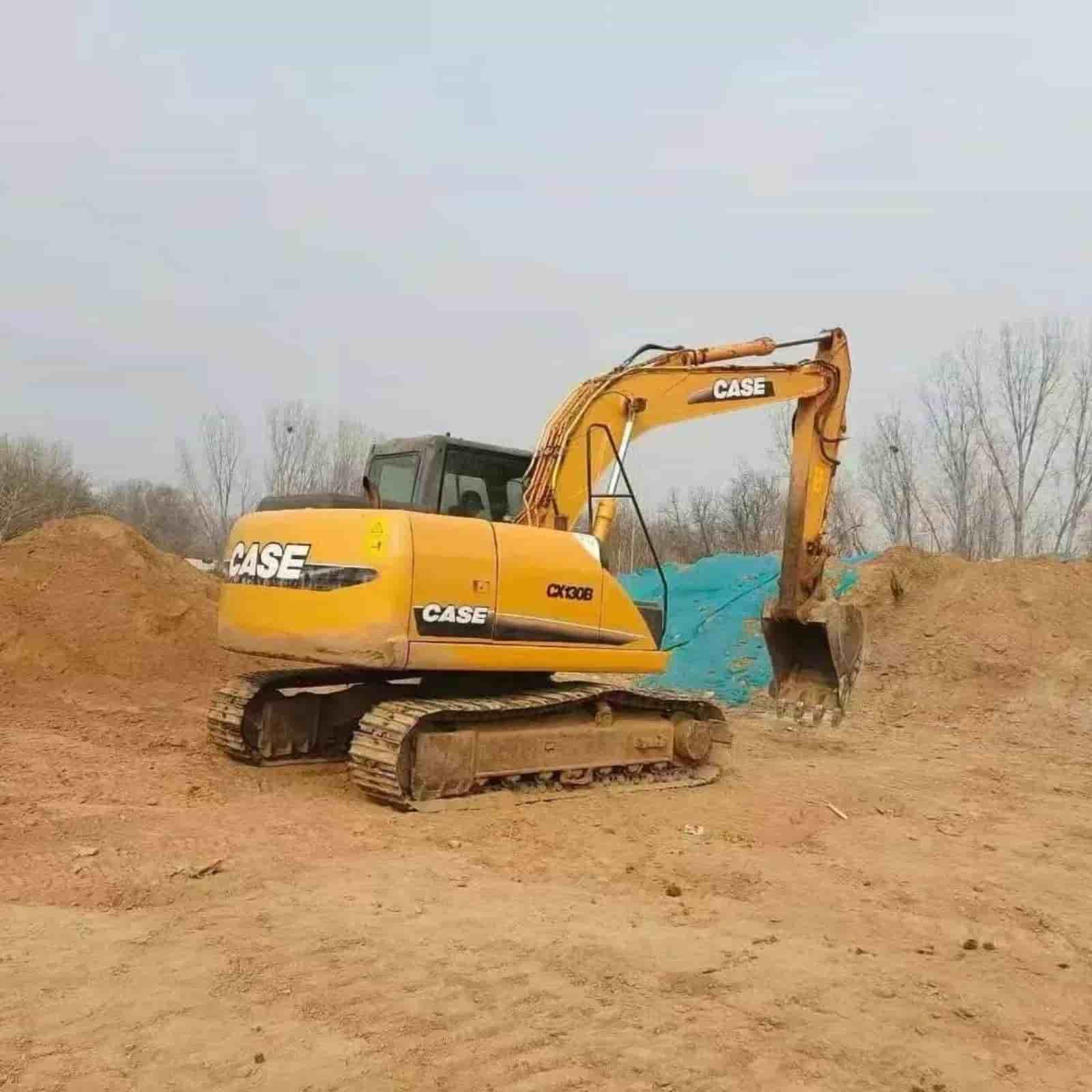 CASE 130B Excavator