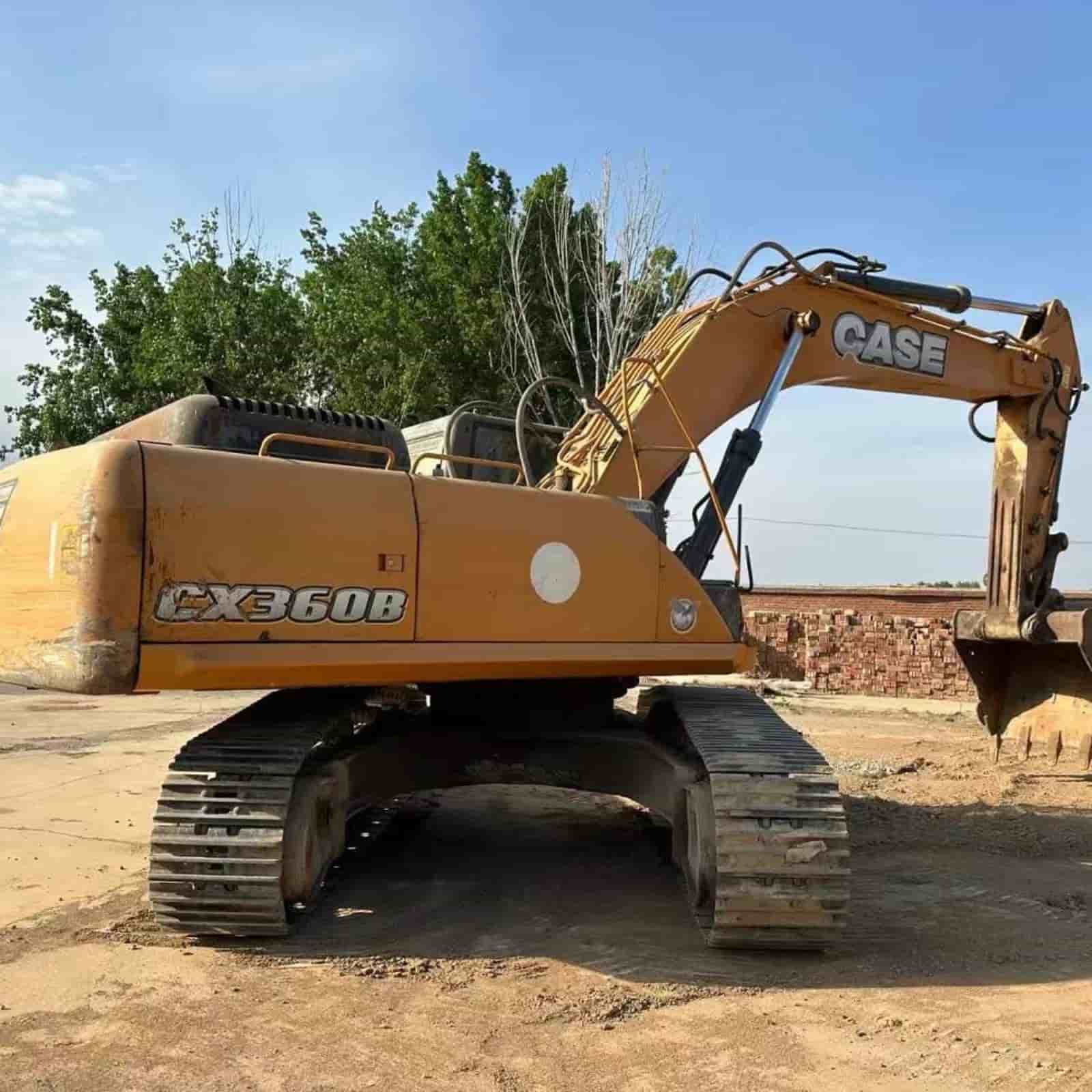 CASE 360B Excavator