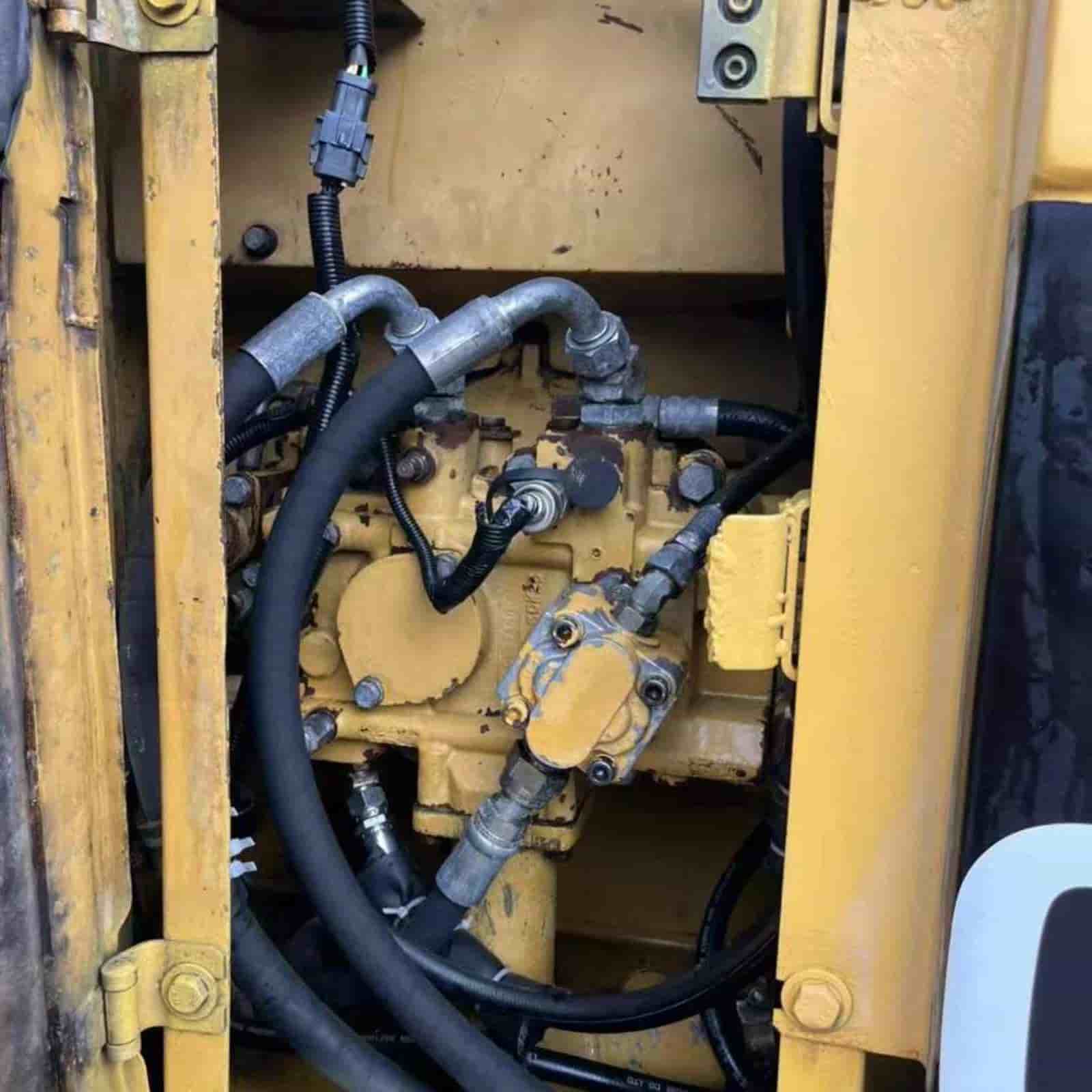 5500 HOURS CAT 311C Excavator