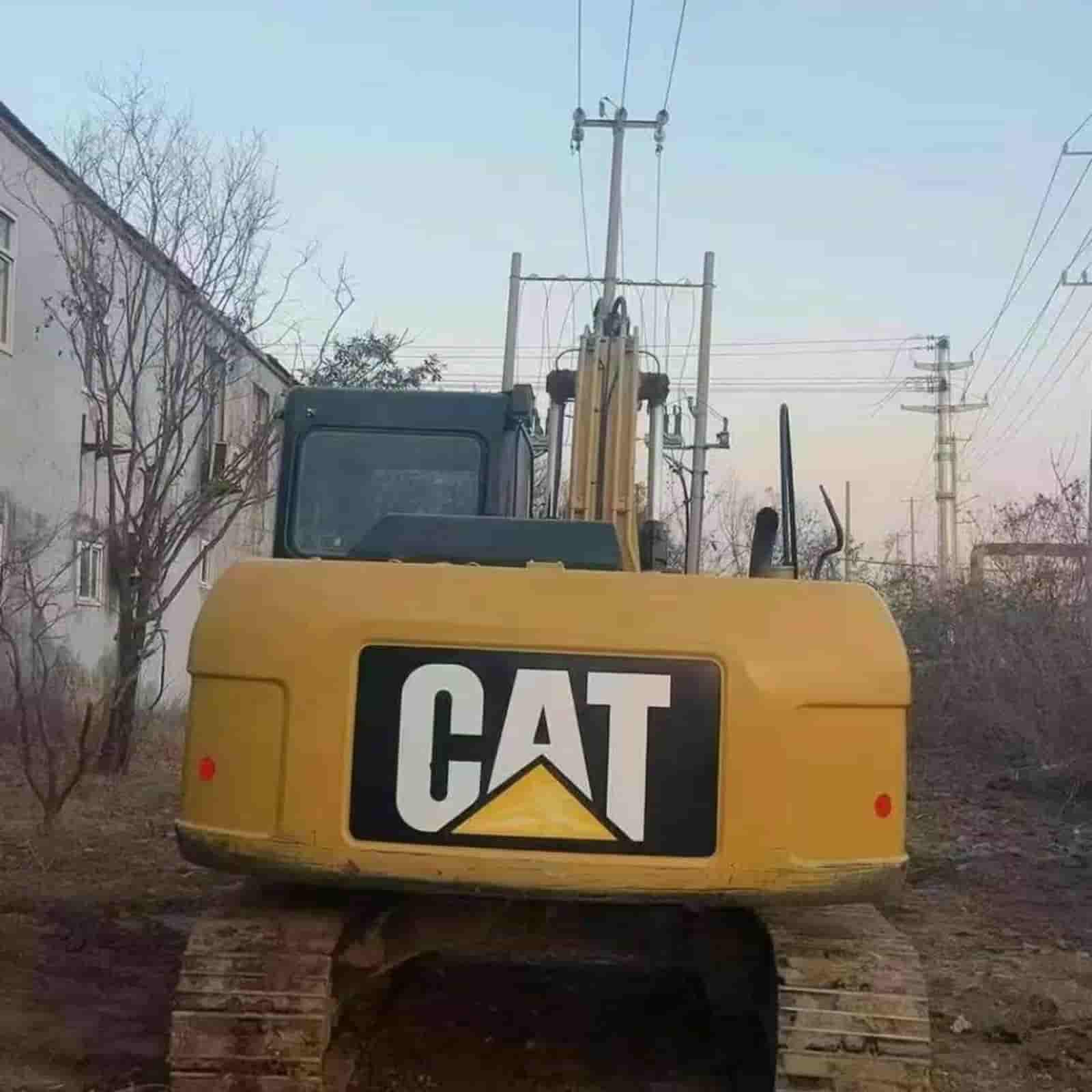 2600 HOURS CAT 313D2GC Excavator