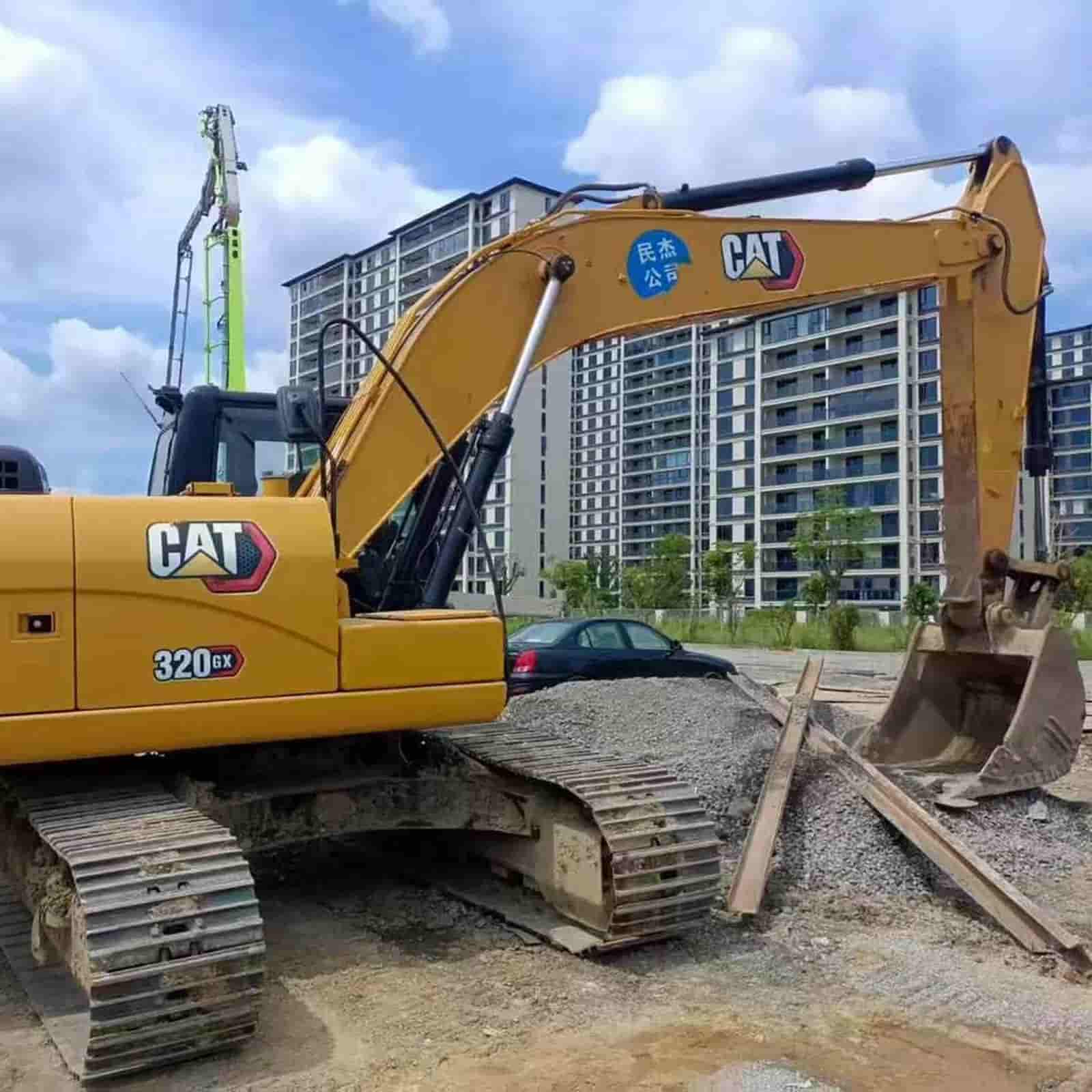 900 HOURS CAT 320GX Excavator