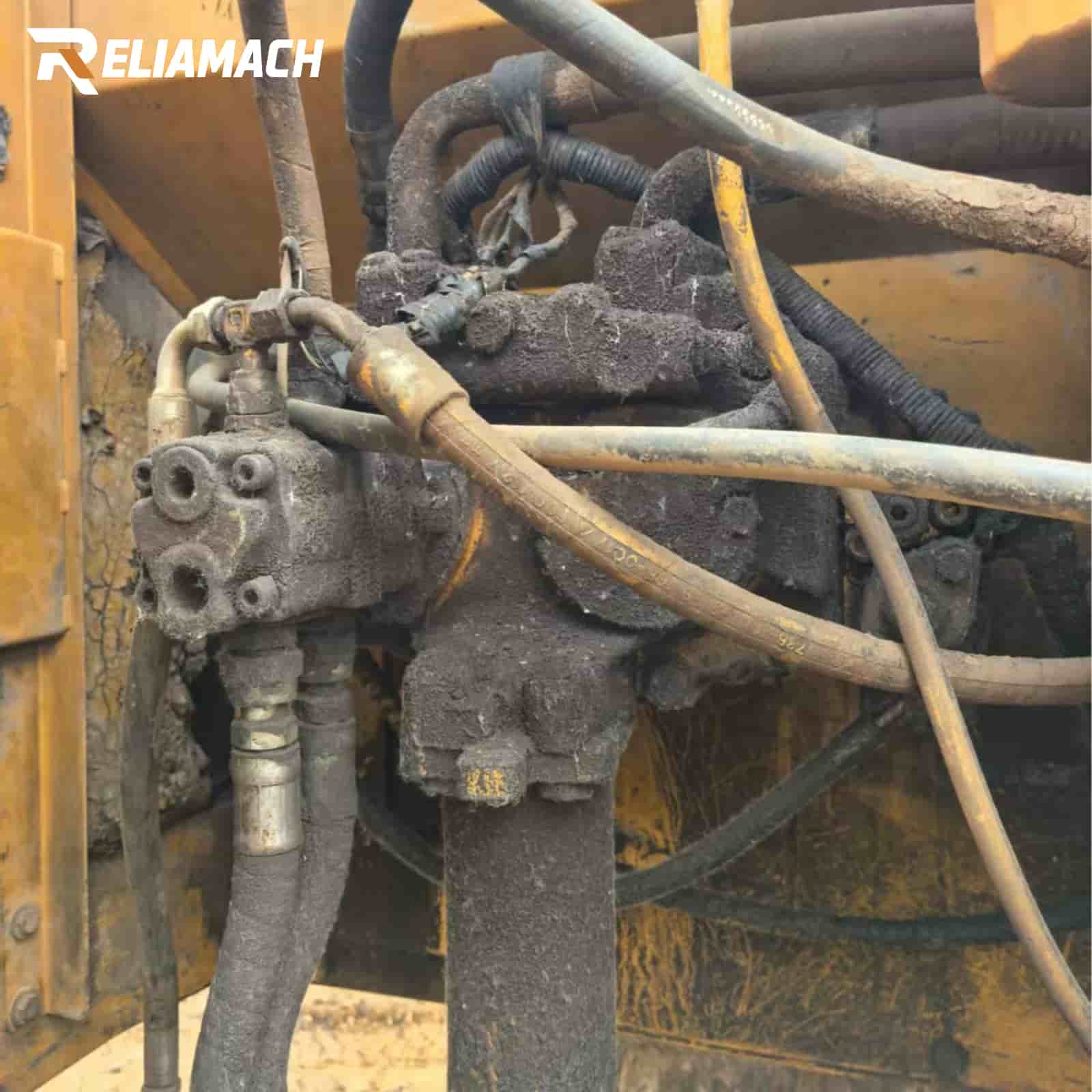 CAT 325C Excavator