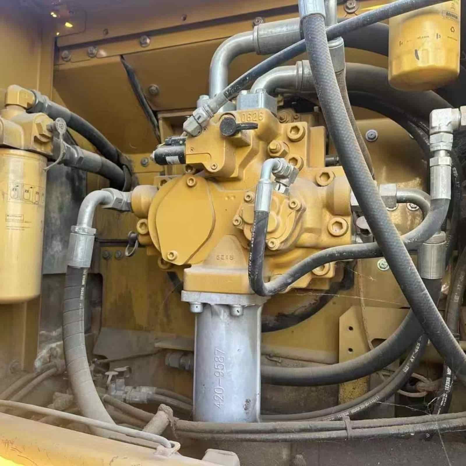2102 HOURS CAT 336D2 Excavator