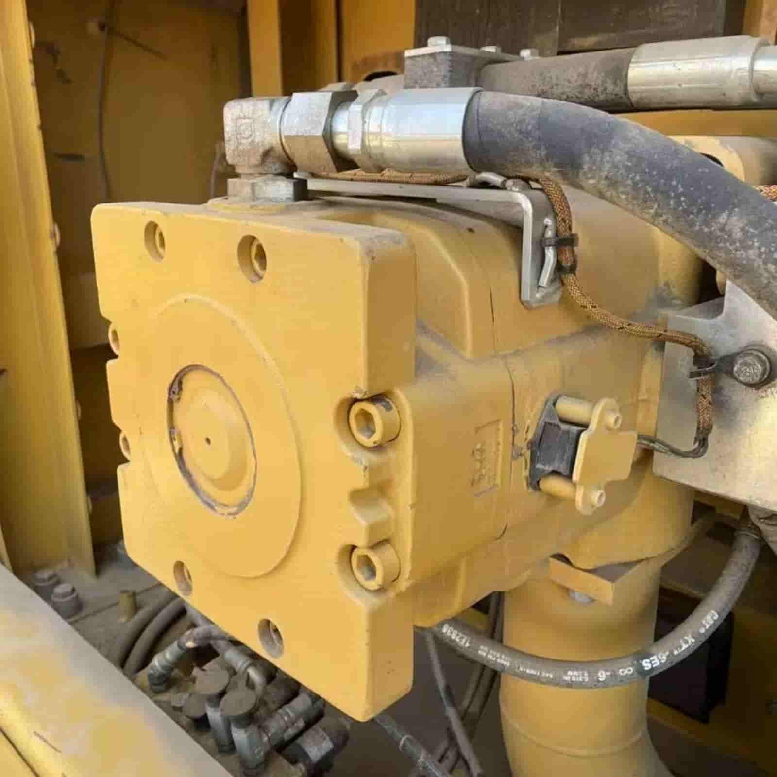 1511 HOURS CAT 390FL Excavator