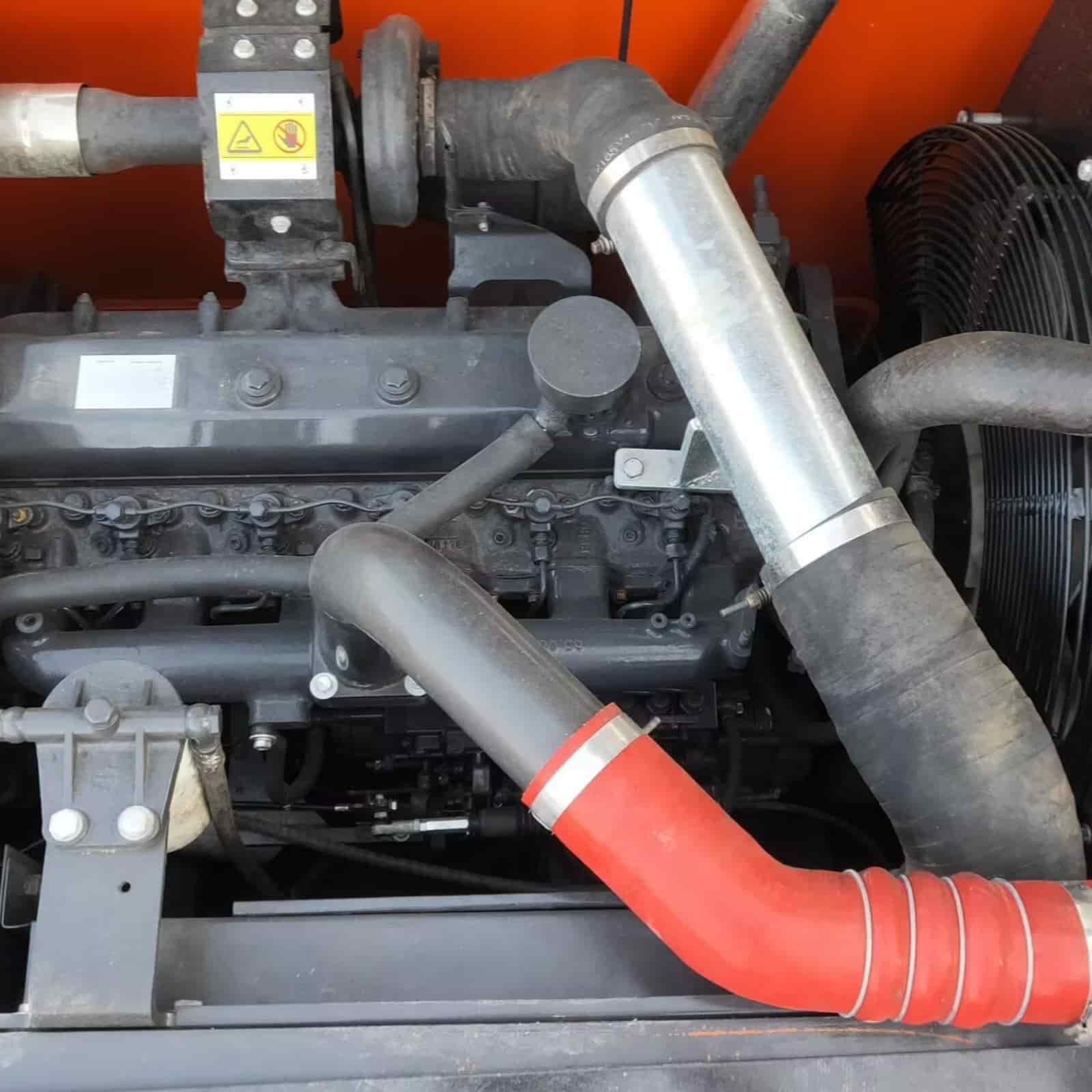 DOOSAN 225LCA Excavator