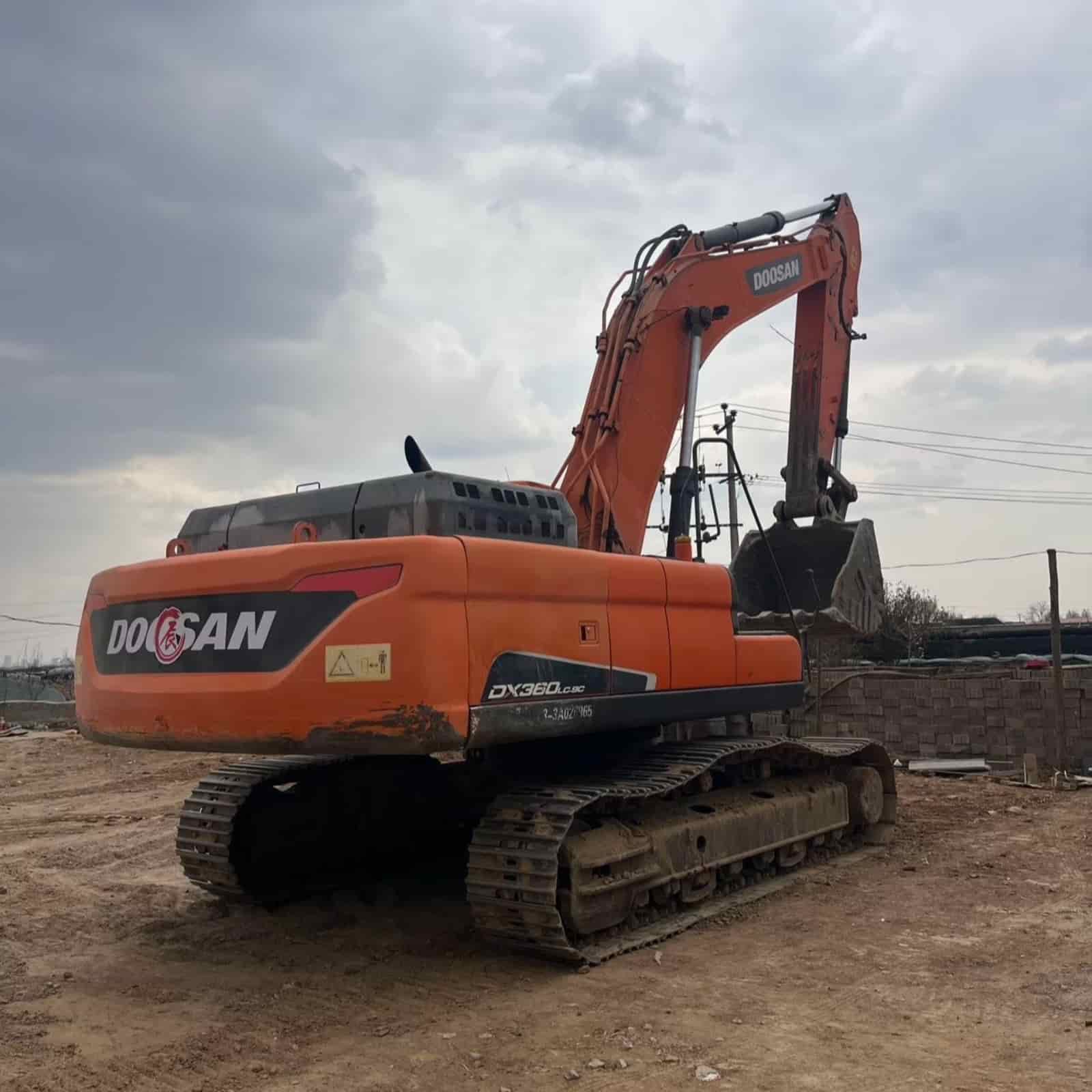 DOOSAN 340-9c Excavator