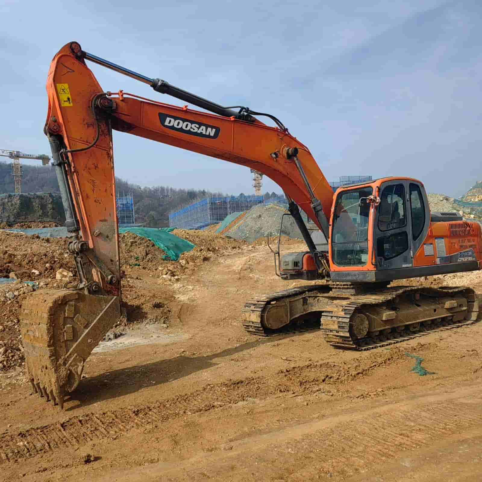 888 HOURS DOOSAN dx215-9c Excavator