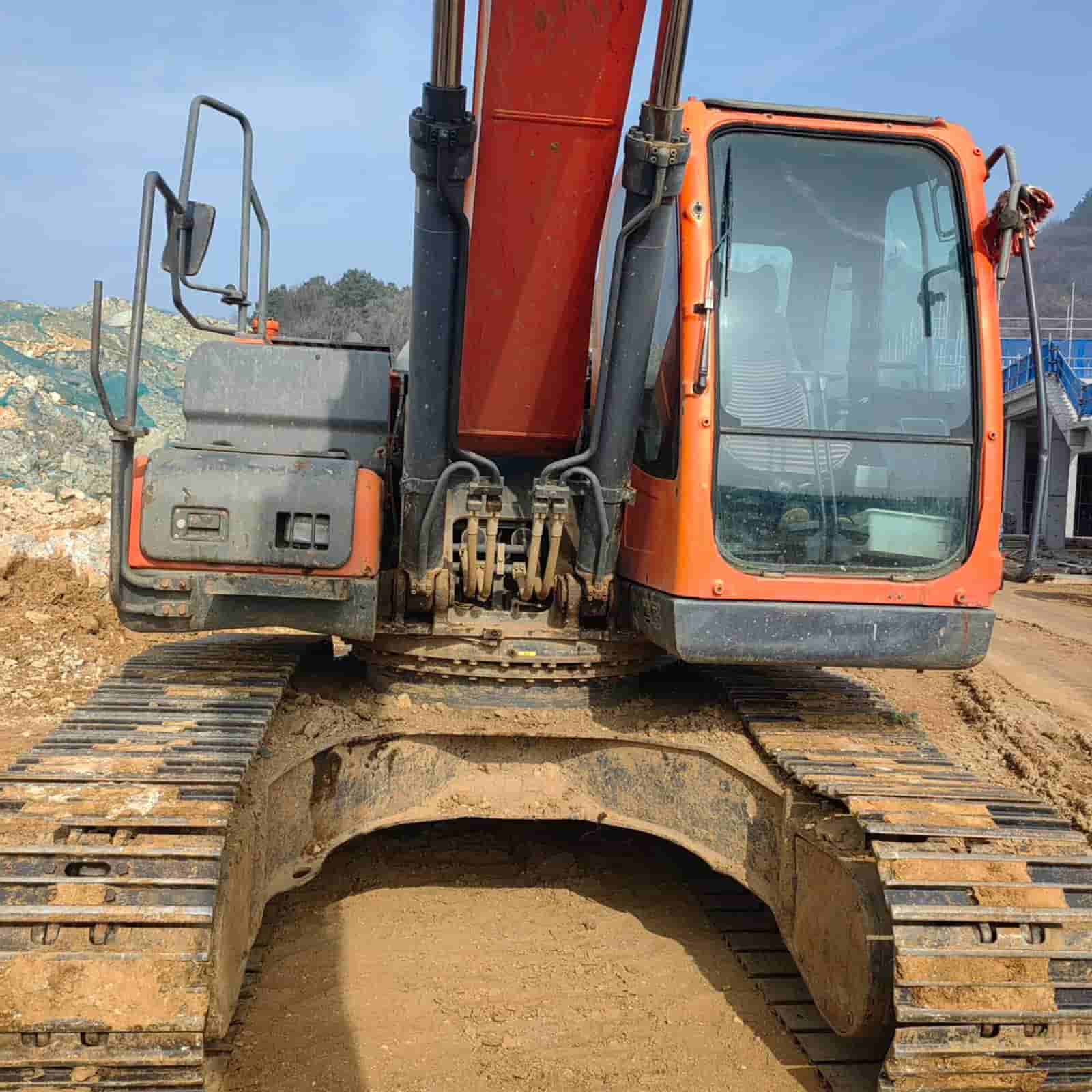888 HOURS DOOSAN dx215-9c Excavator
