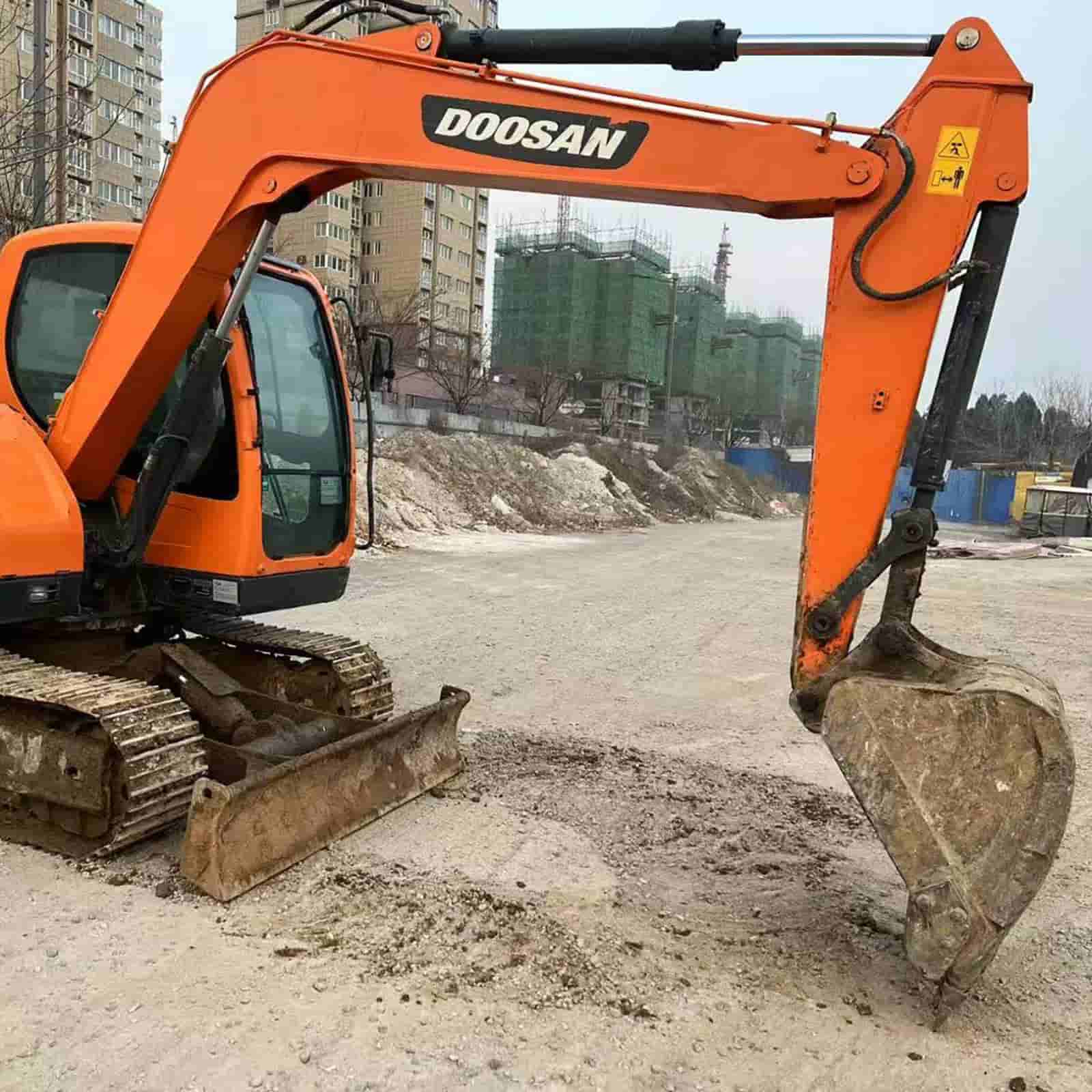 856 HOURS DOOSAN dx75-9cplus Excavator
