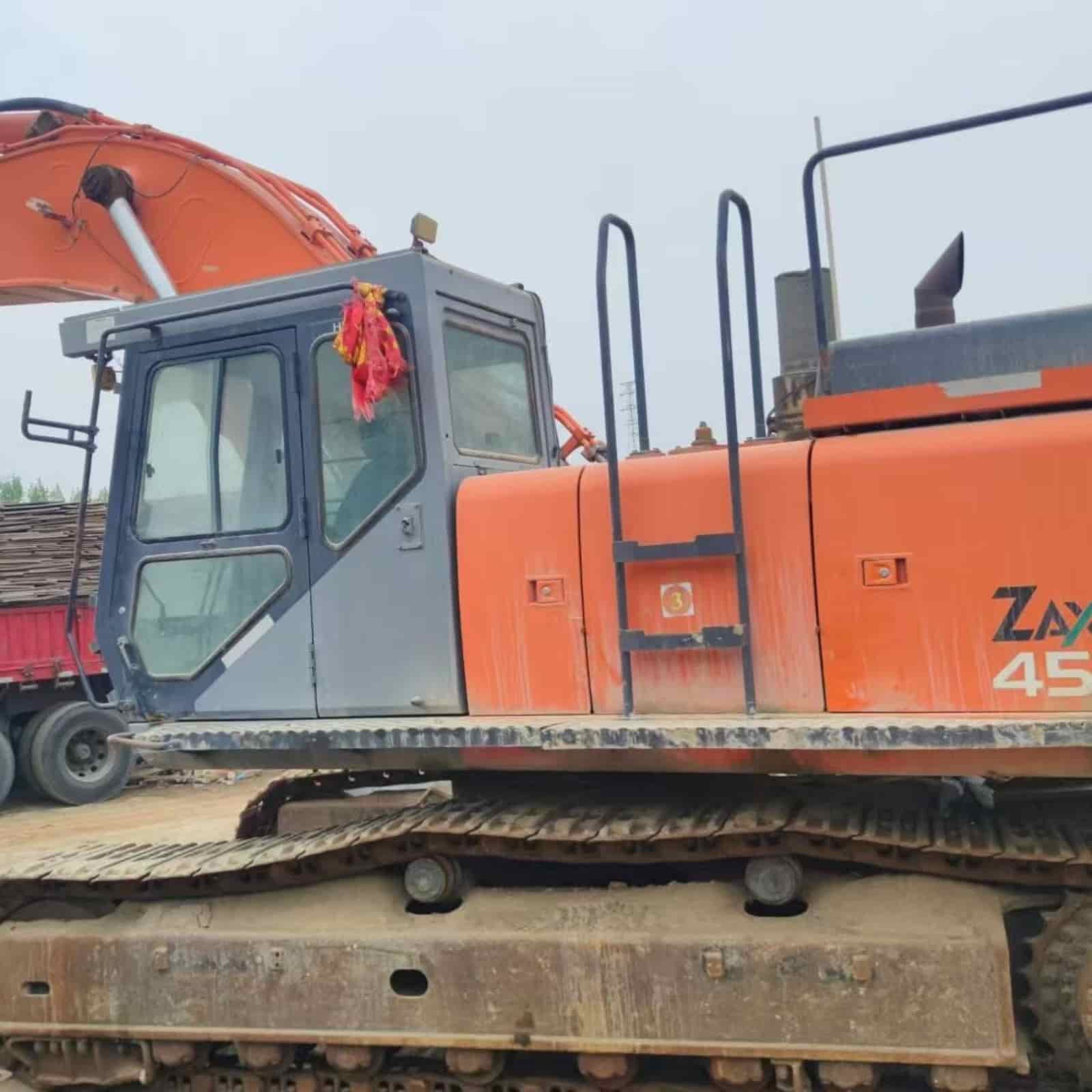 HITACHI 450H-6 Excavator