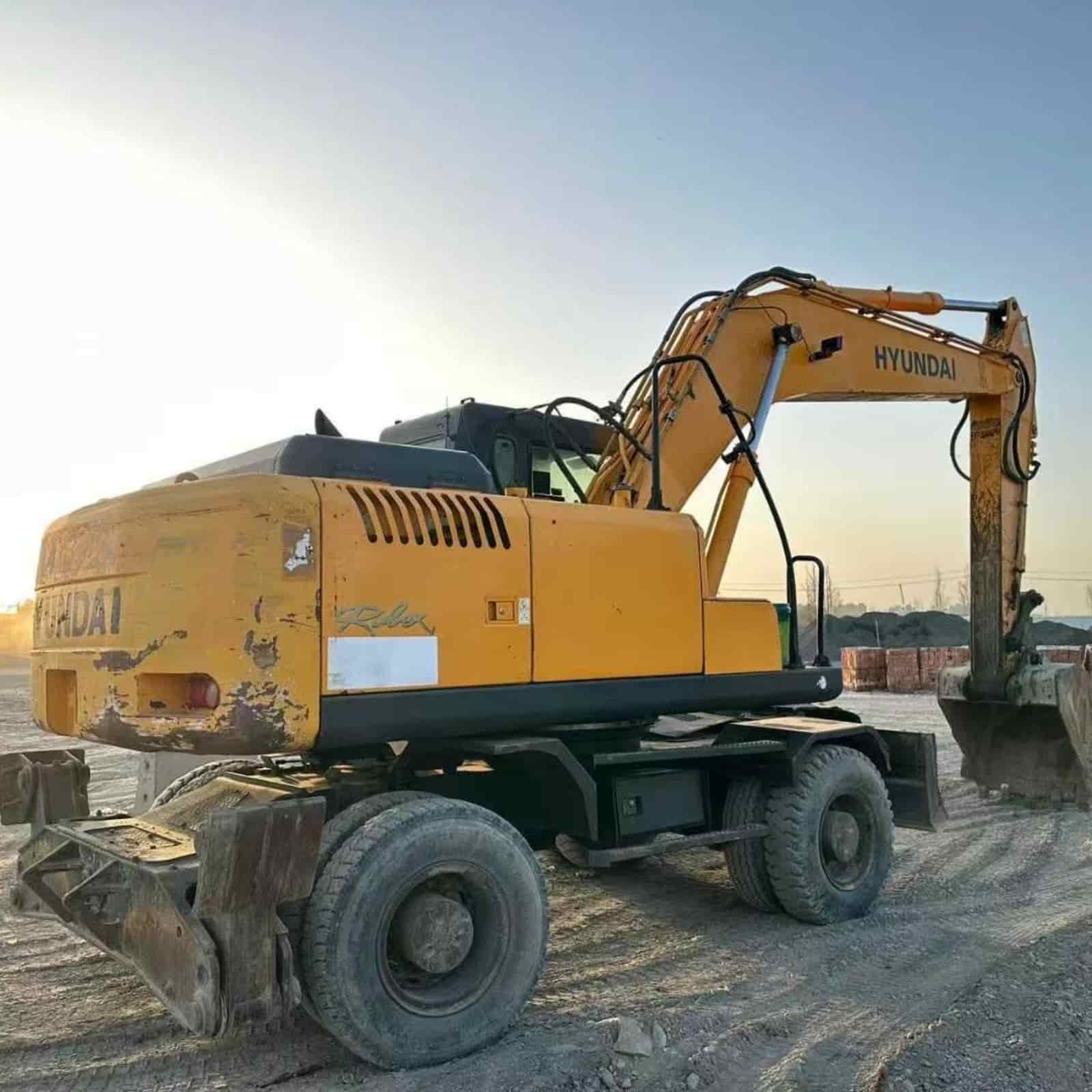 HYUNDA 210-7 Excavator