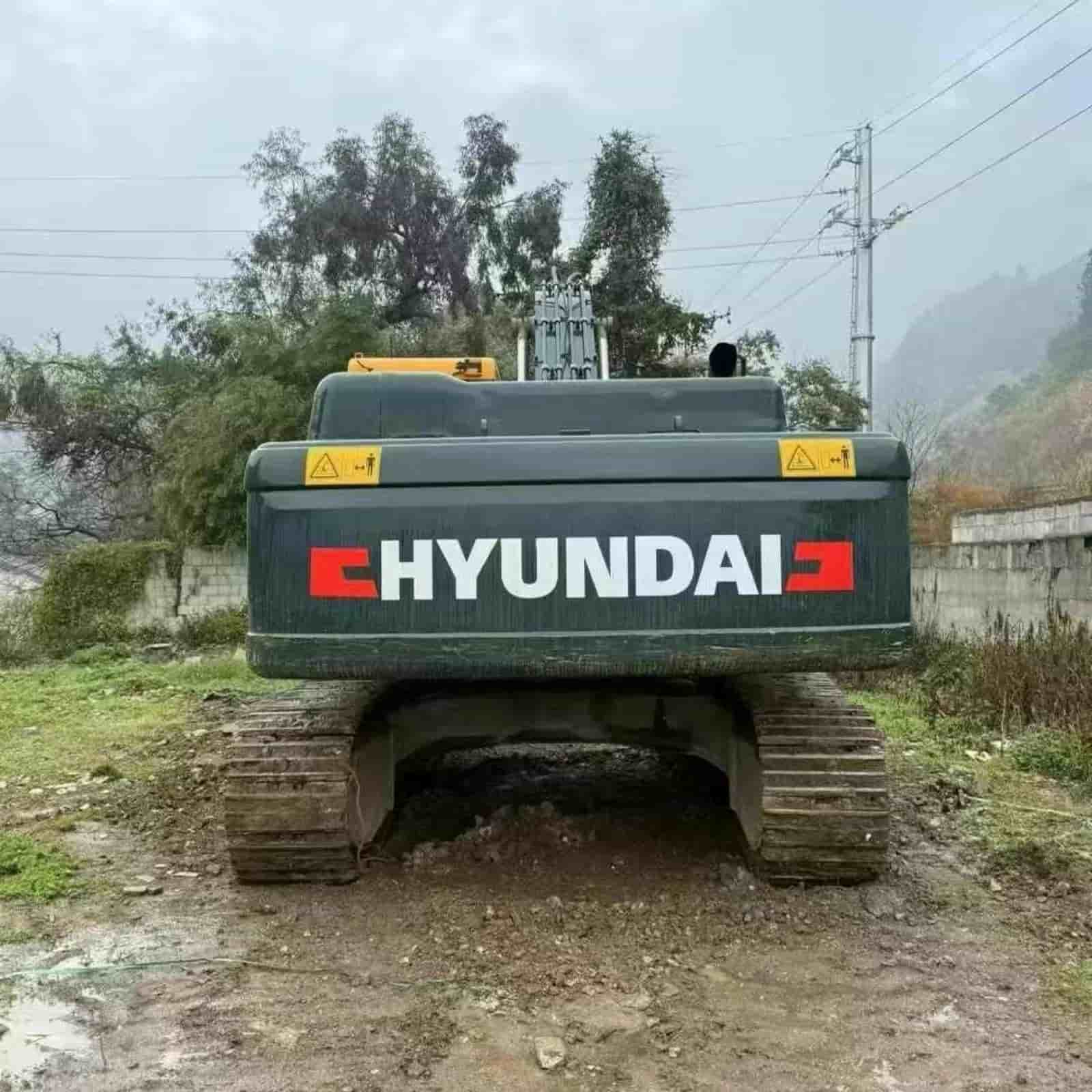 HYUNDAI 350vs Crawler Excavator