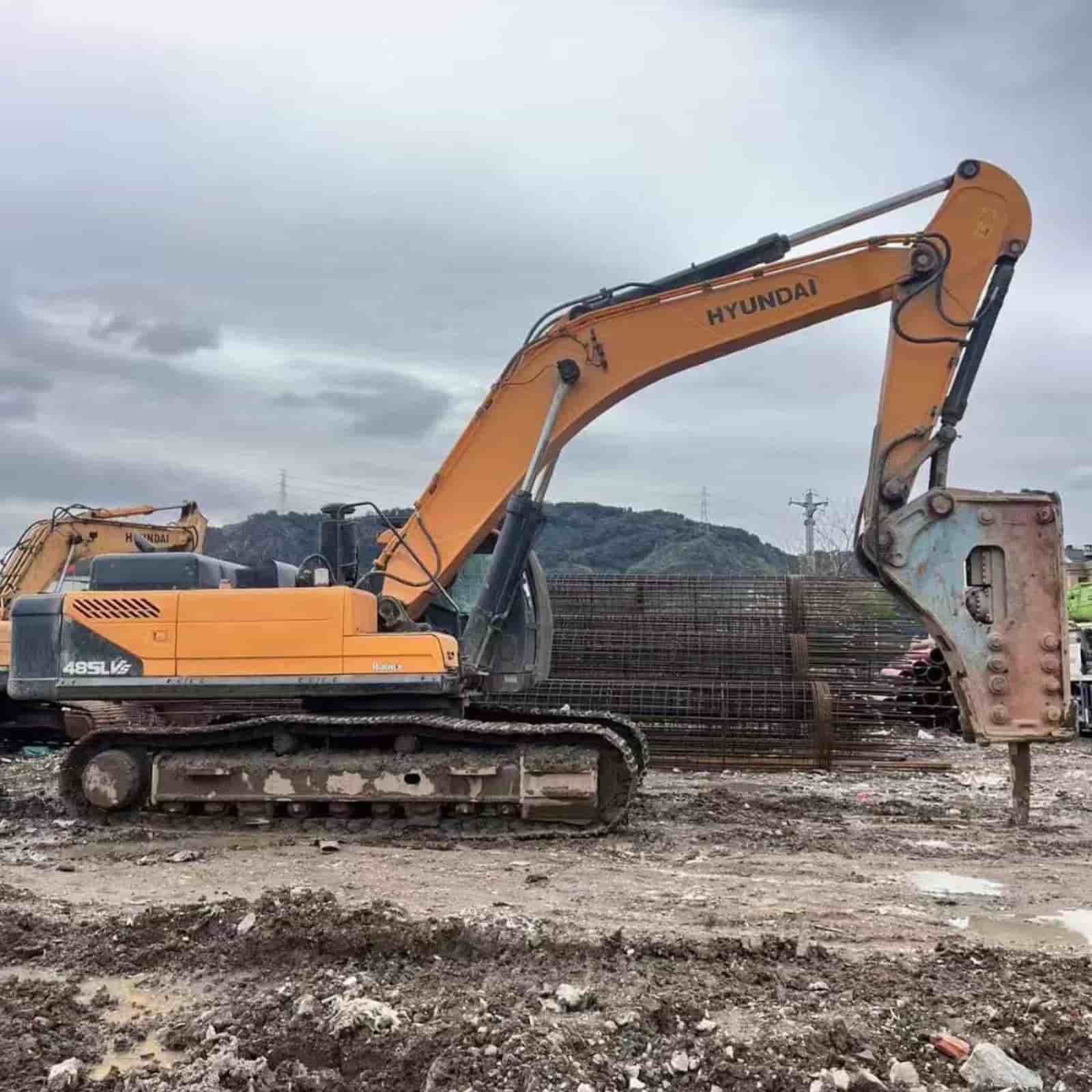 HYUNDAI 485VS Crawler Excavator