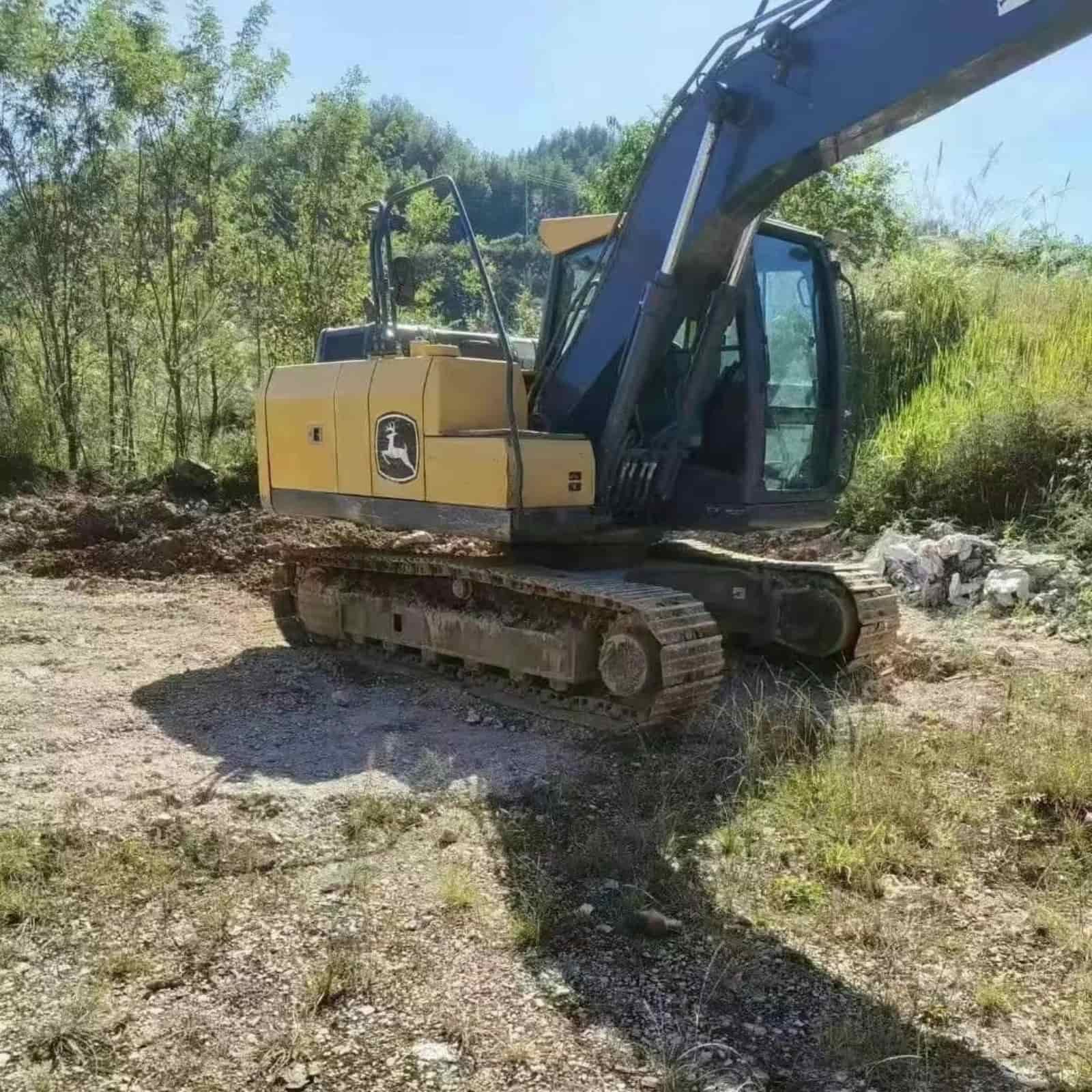 John Deere 130 Excavator
