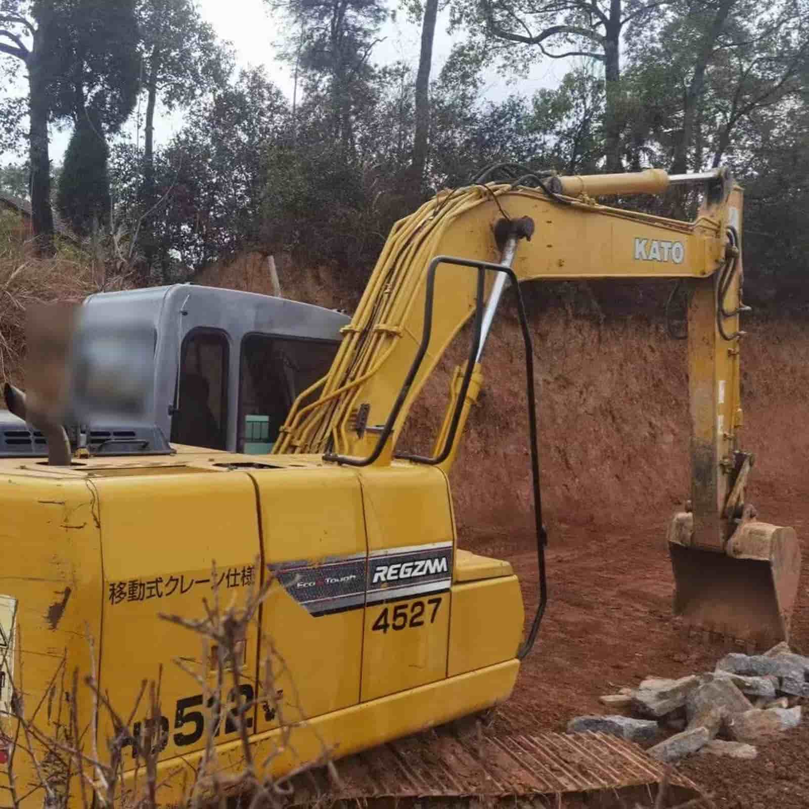 KATO 512V Crawler Excavator