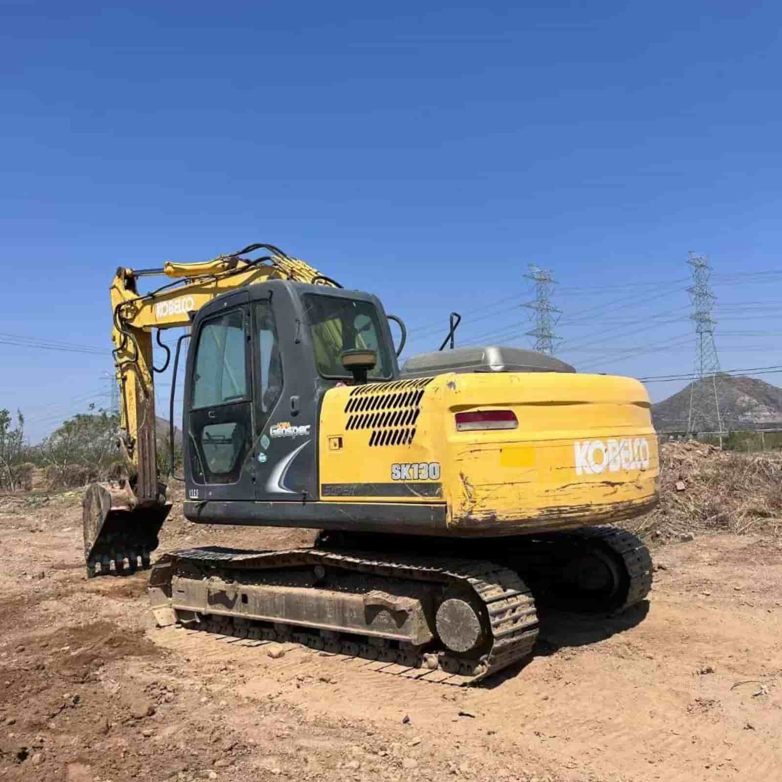 KOBELCO 130-8 Excavator