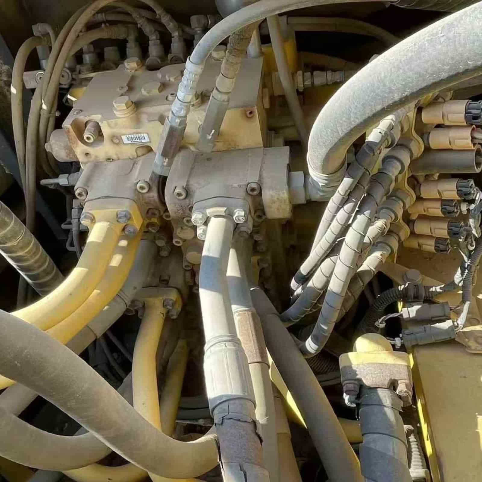 KOMATSU 450-7 Excavator