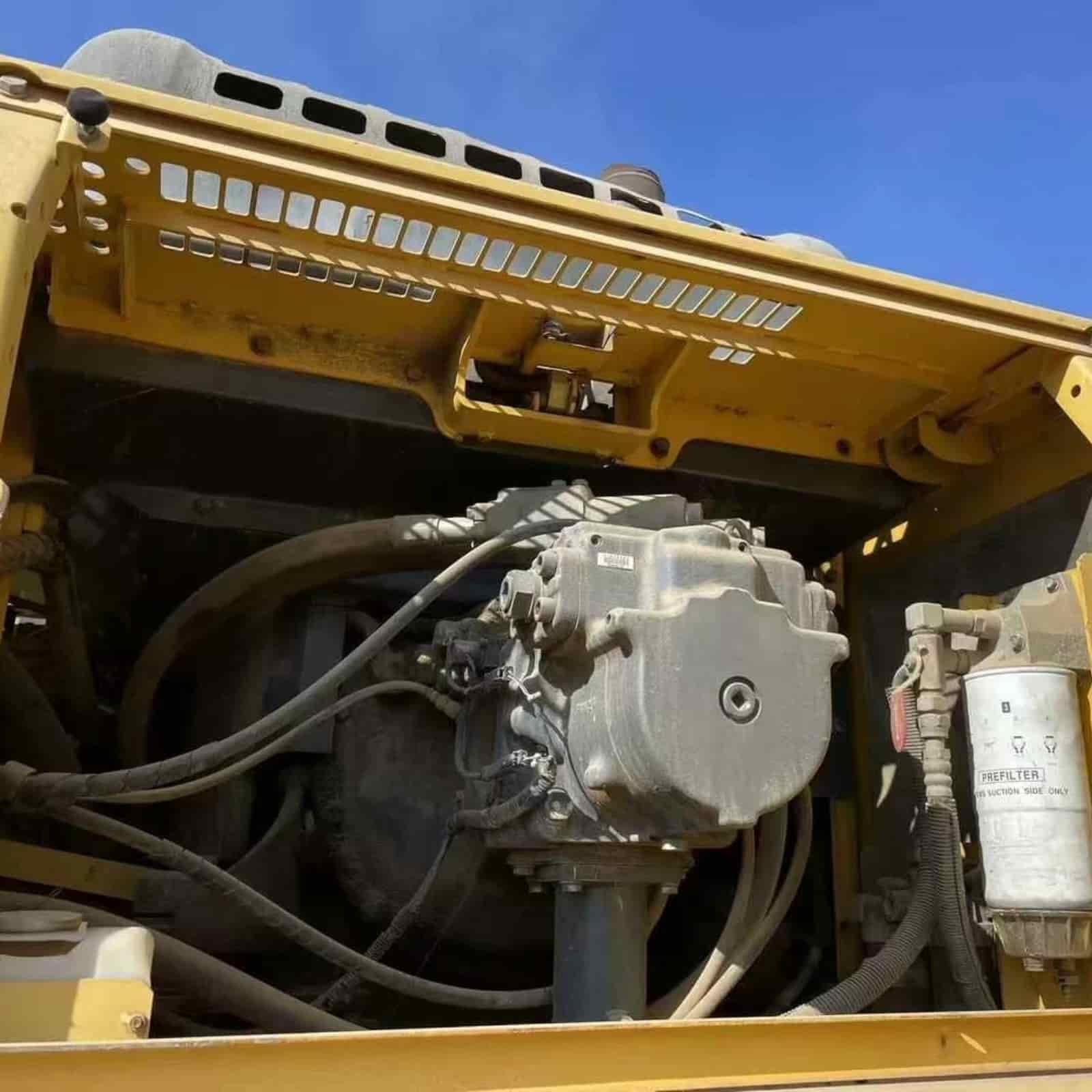 KOMATSU 450-7 Excavator