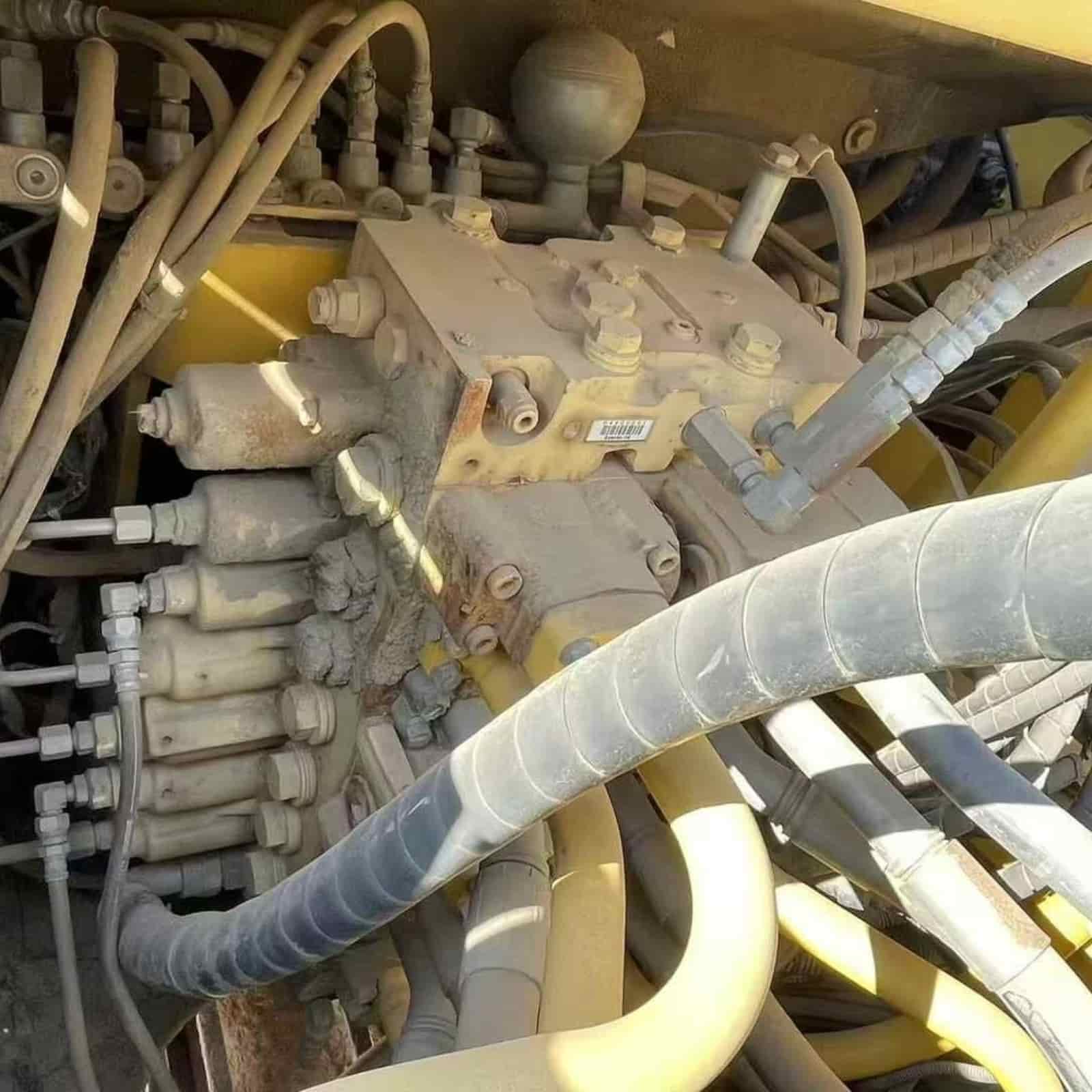 KOMATSU 450-7 Excavator