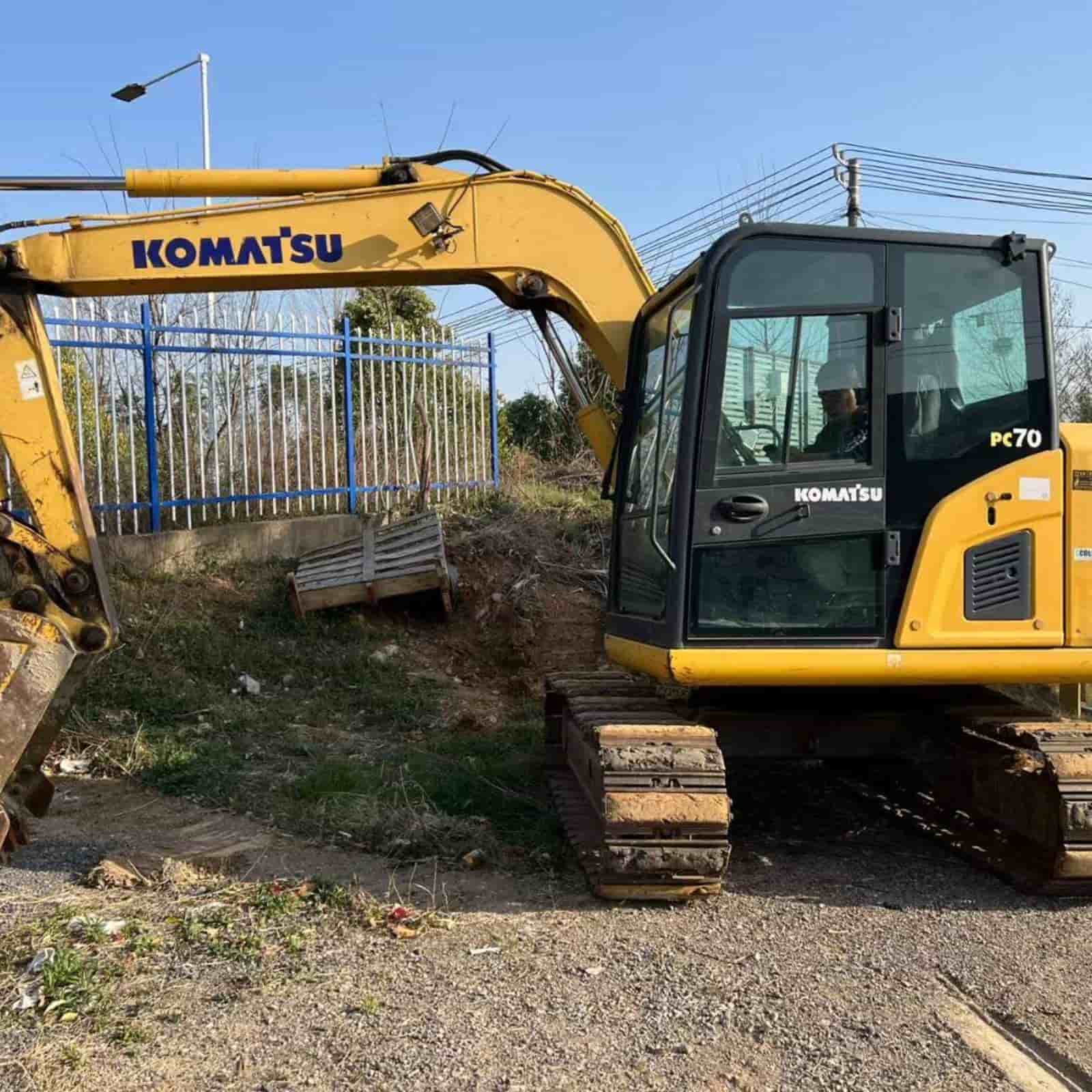 KOMATSU 70-8 Excavator