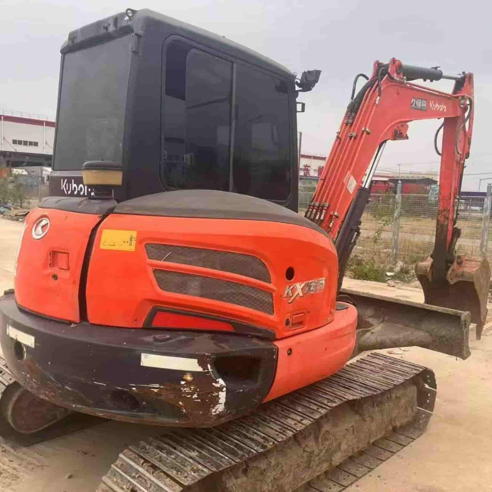 KUBOTA 165-5 Crawler Excavator