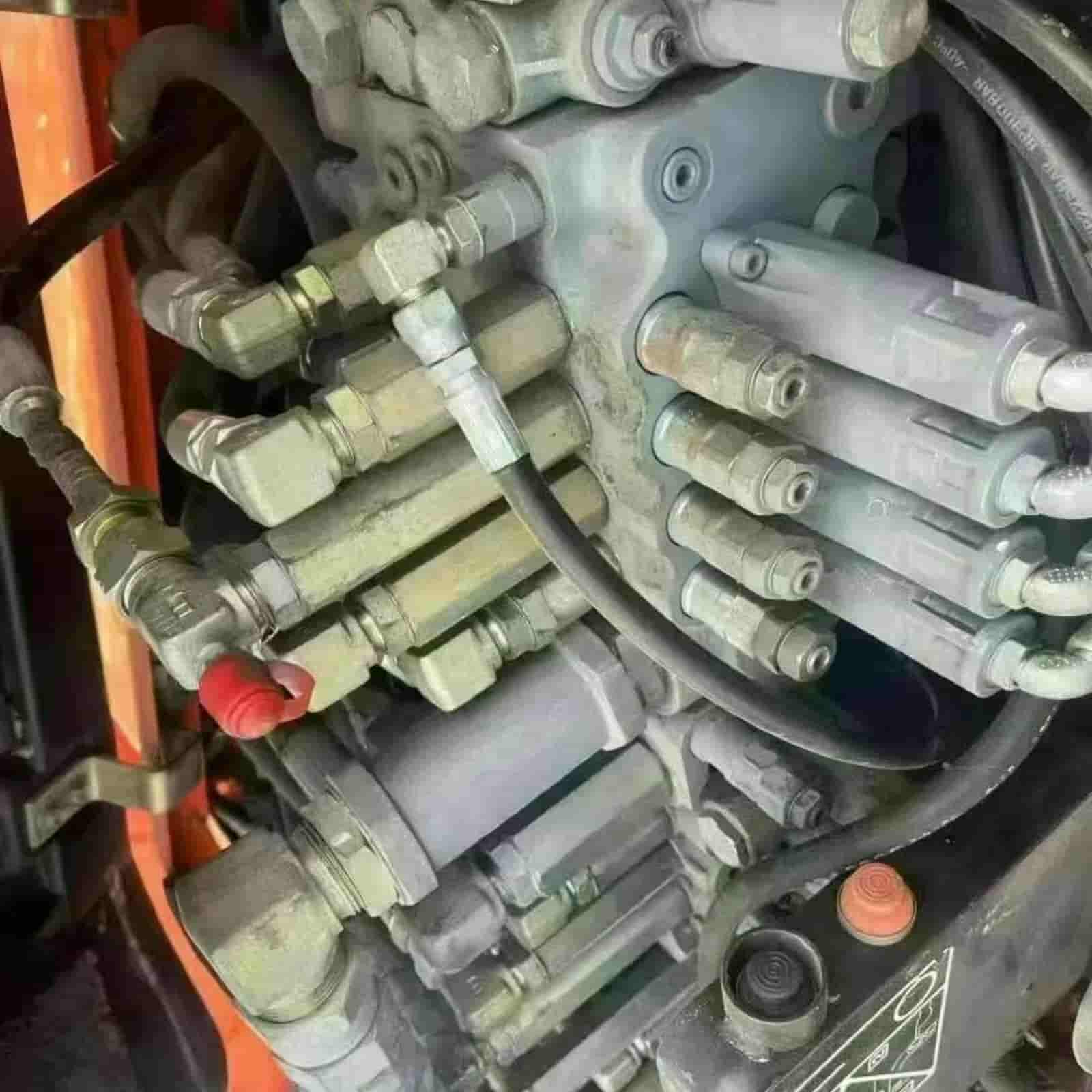 KUBOTA 185-3 Crawler Excavator