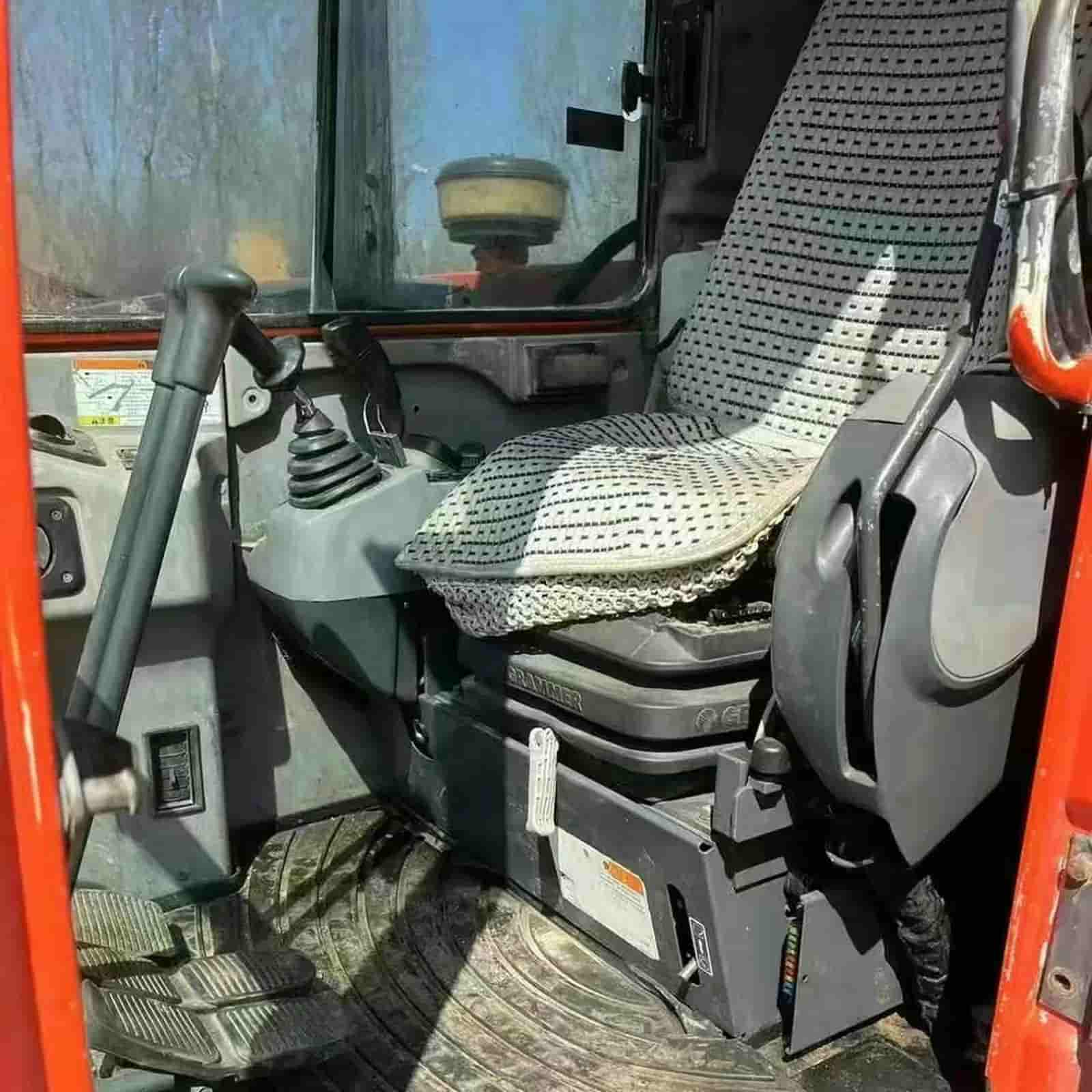 KUBOTA 185-3 Crawler Excavator