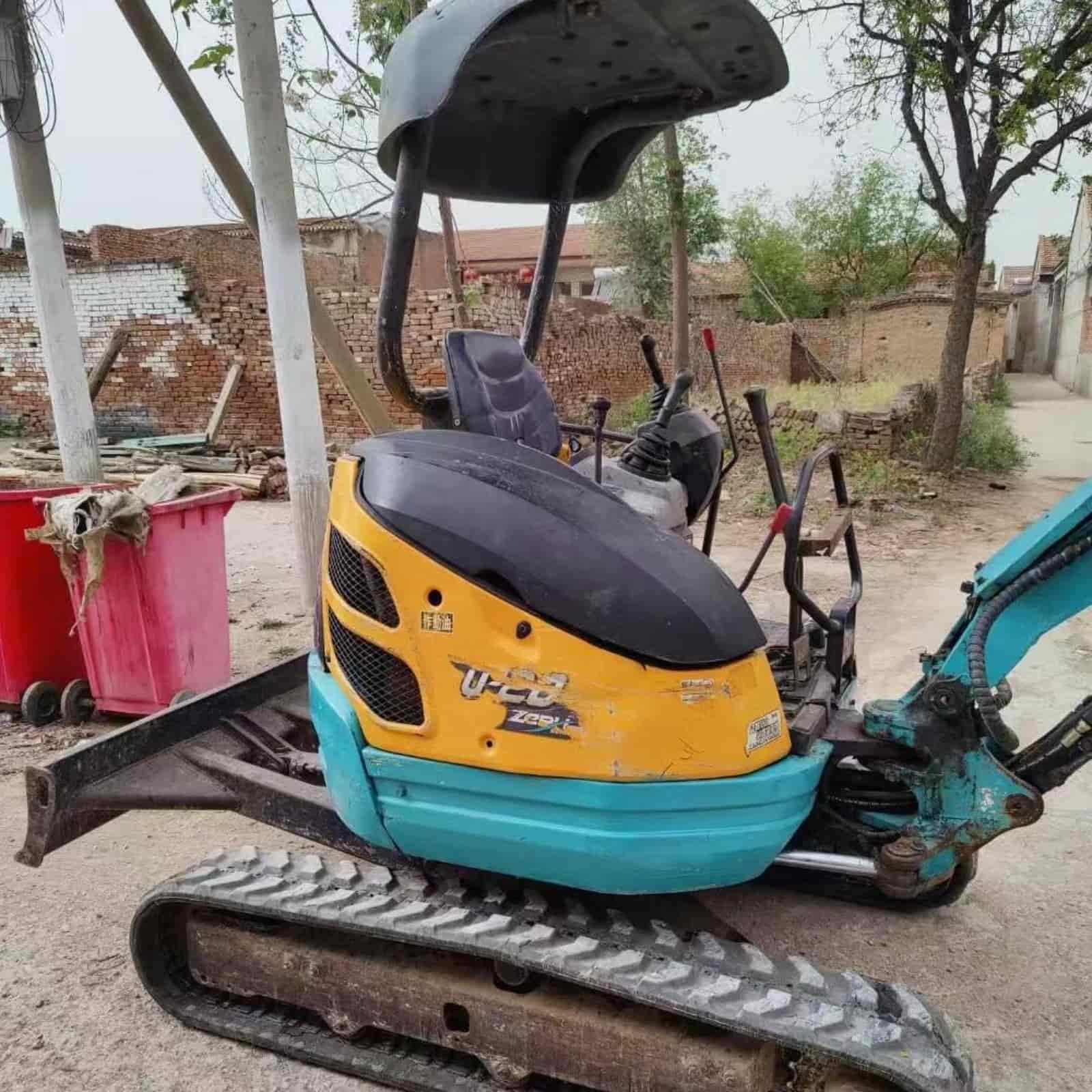 KUBOTA 20 Crawler Excavator