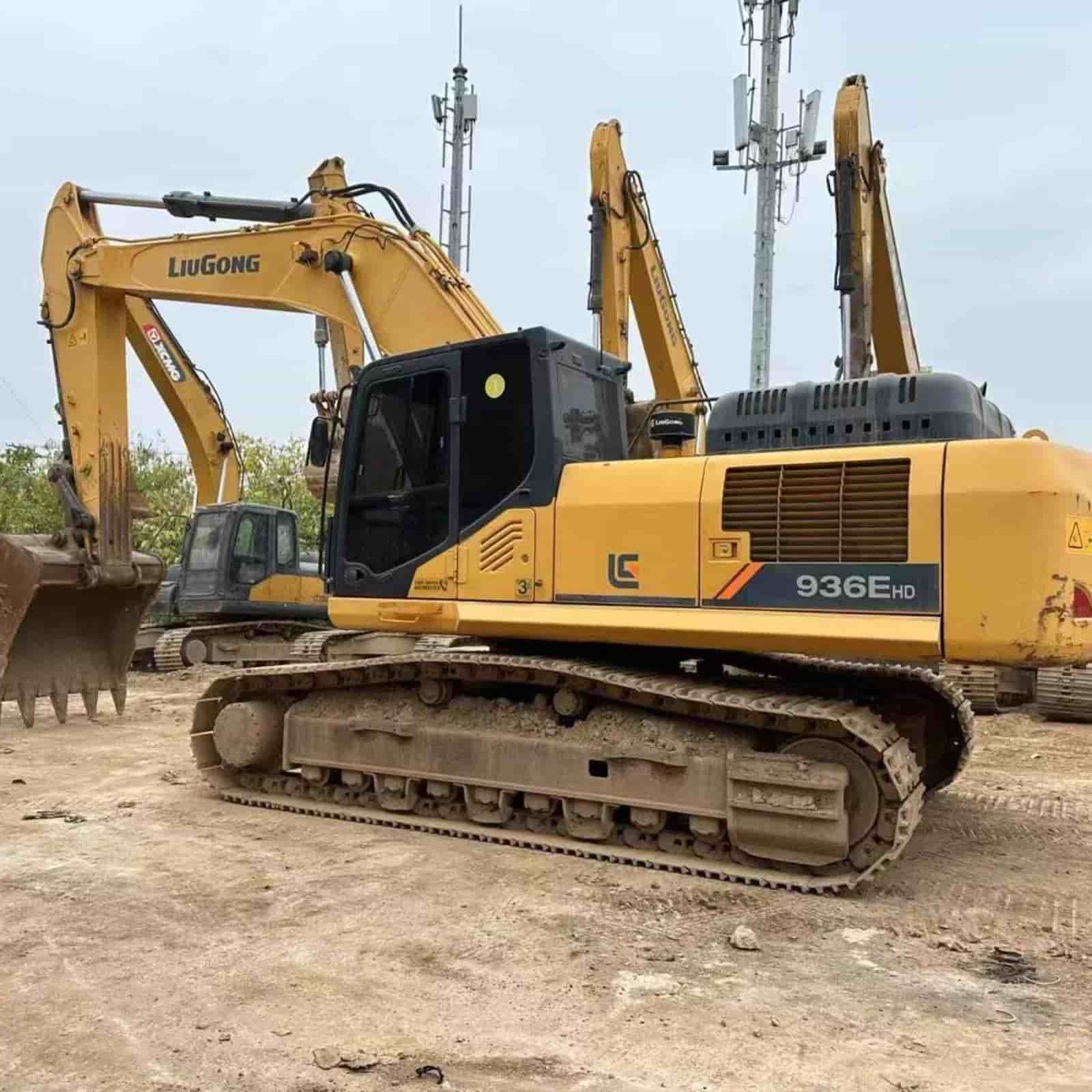 LiuGong 933 Excavator