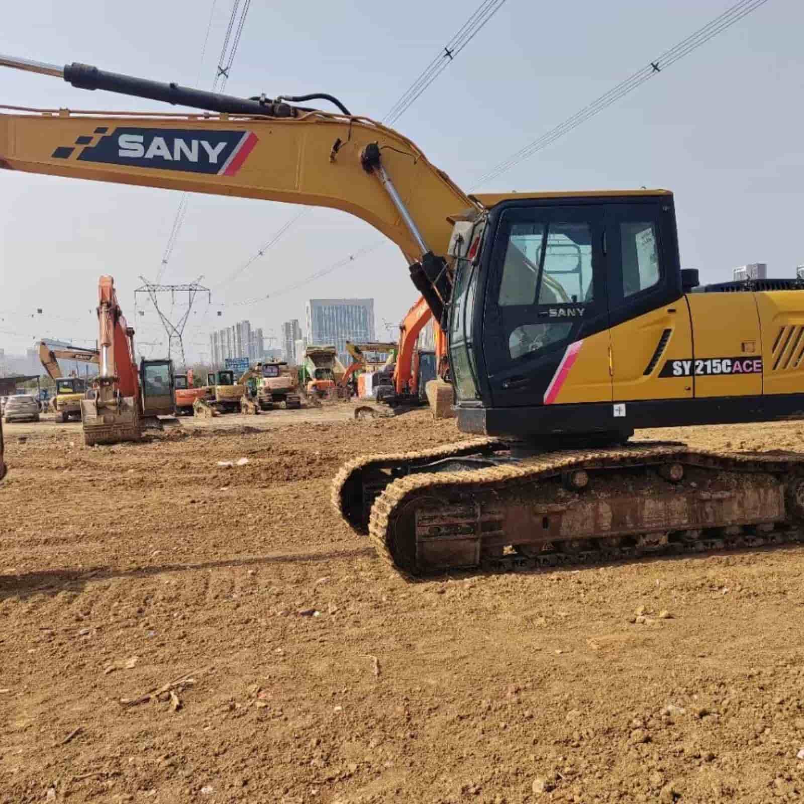 907 HOURS SANY 215ace Excavator