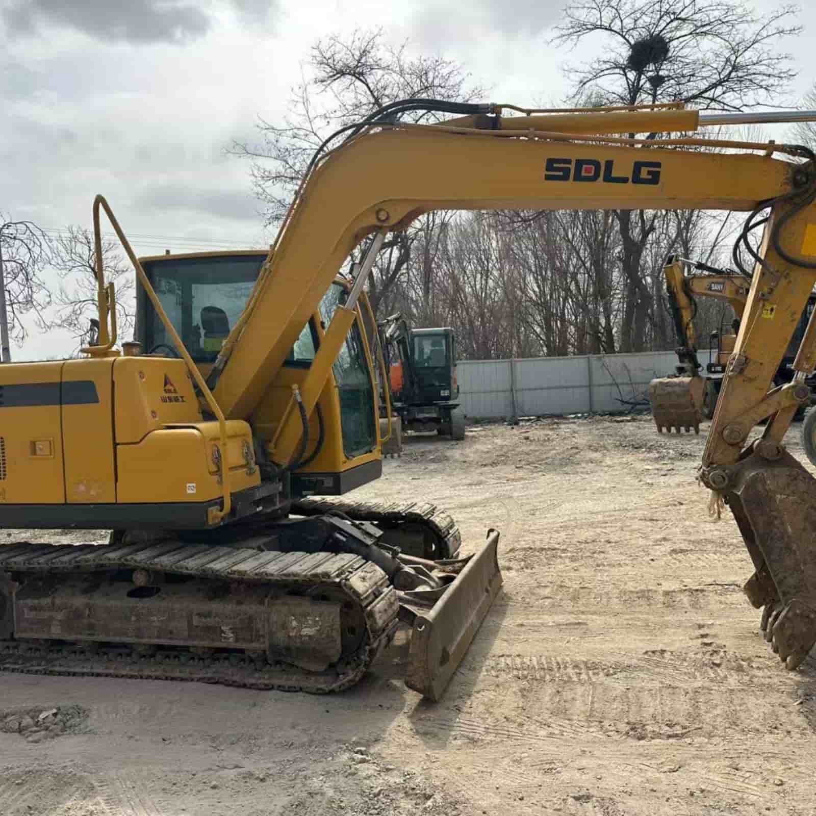 280 HOURS SDLG 75 Excavator