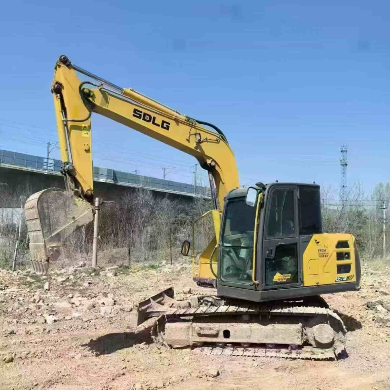 280 HOURS SDLG 75 Excavator