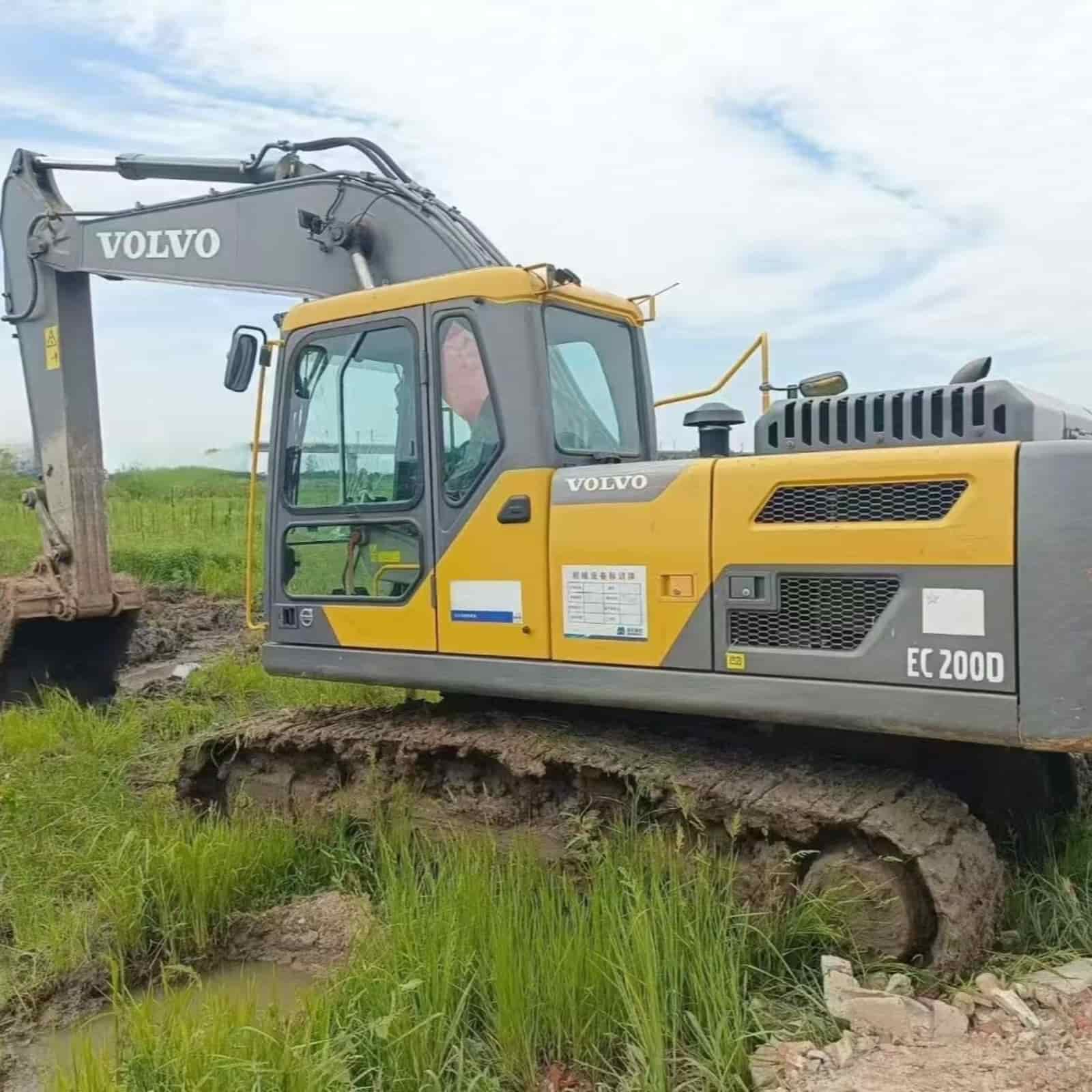 VOLVO 200D Excavator