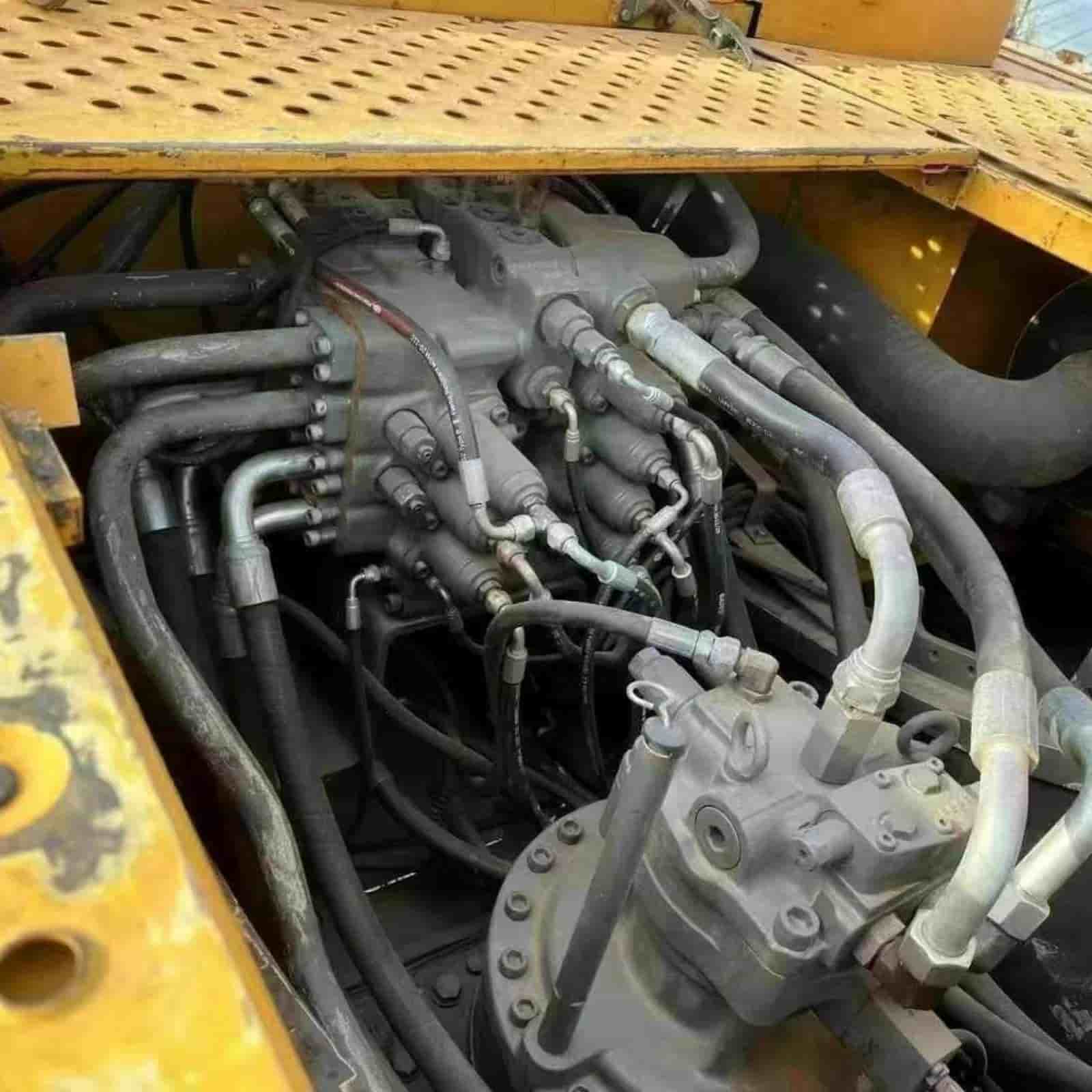 Volvo 290BLC Crawler Excavator