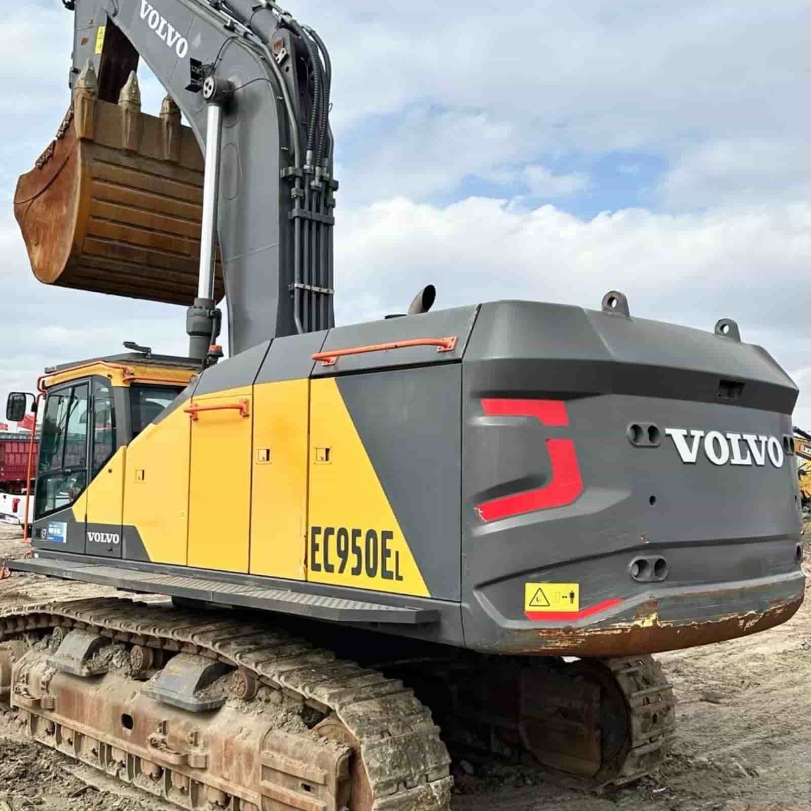 Volvo 950EL Crawler Excavator