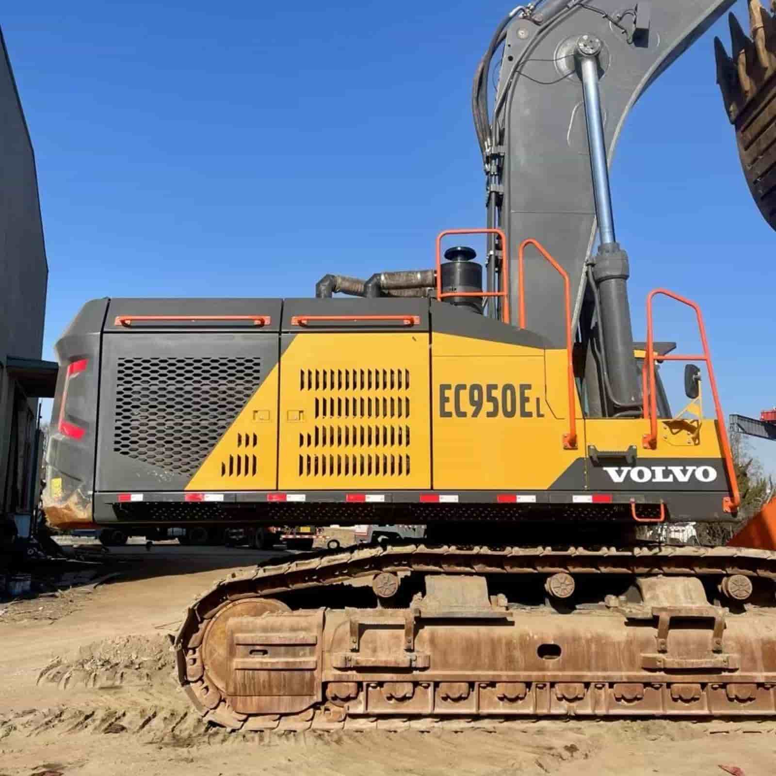 Volvo 950EL Crawler Excavator