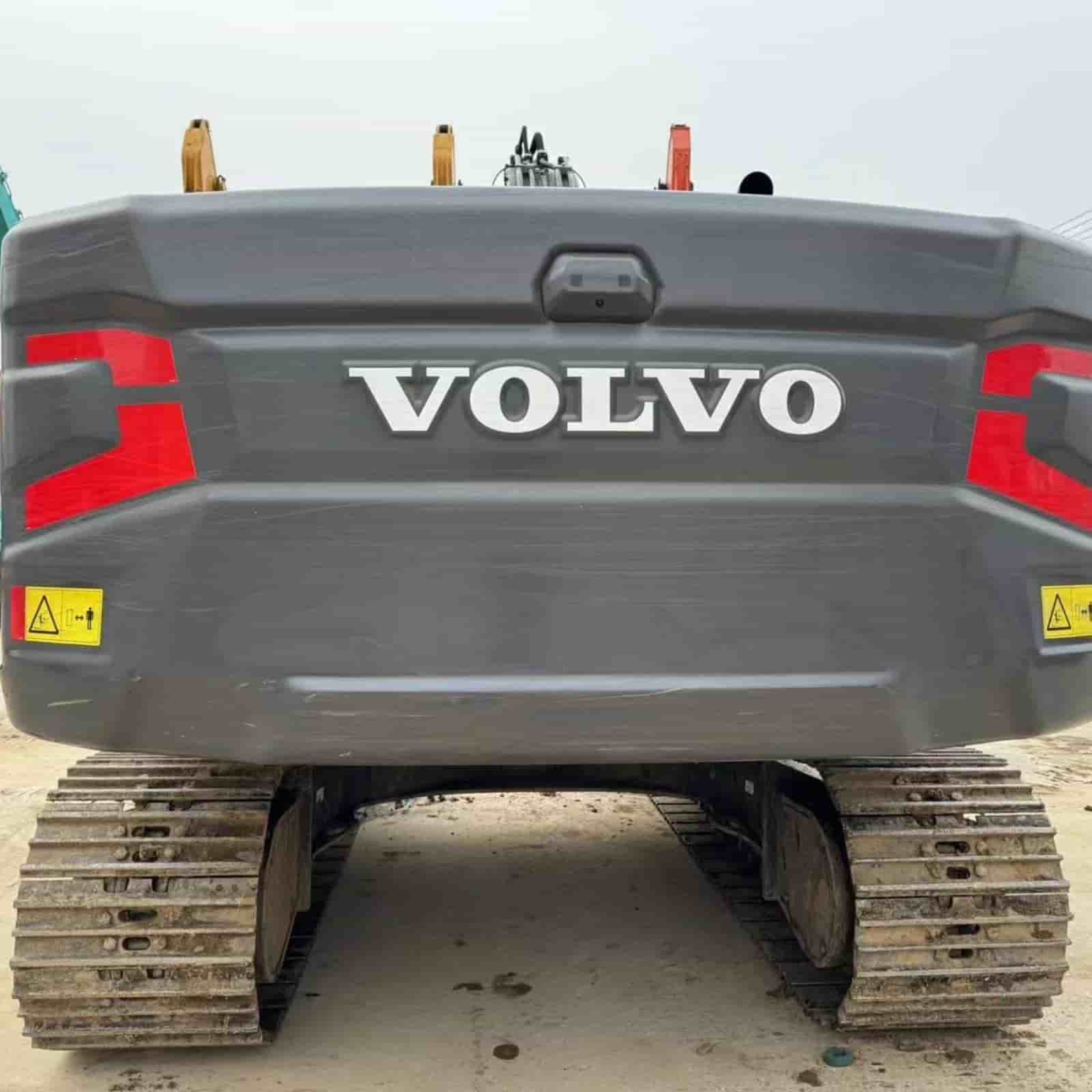 295 HOURS Volvo EC220ES Crawler Excavator