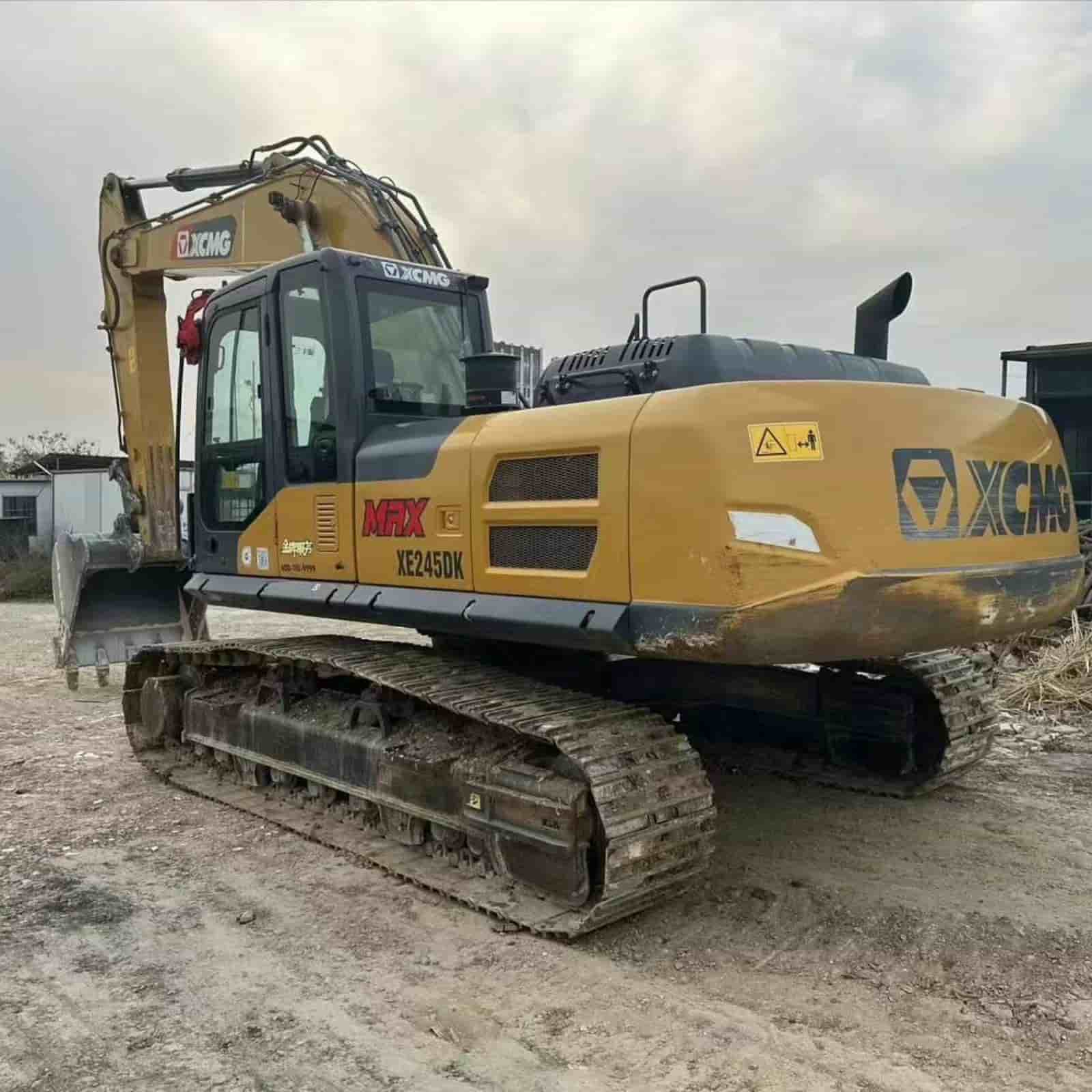 XCMG 245 Excavator