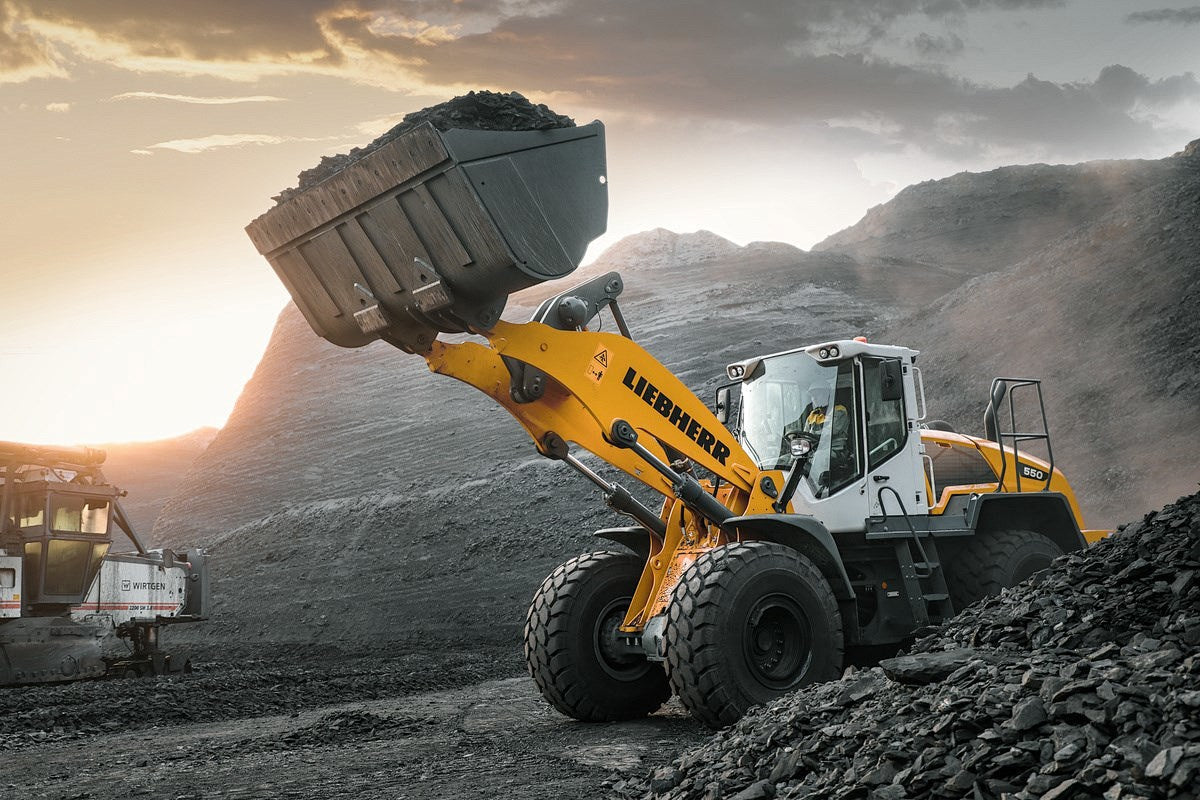 Beginner’s Guide – How Excavators Work and What They’re Made Of