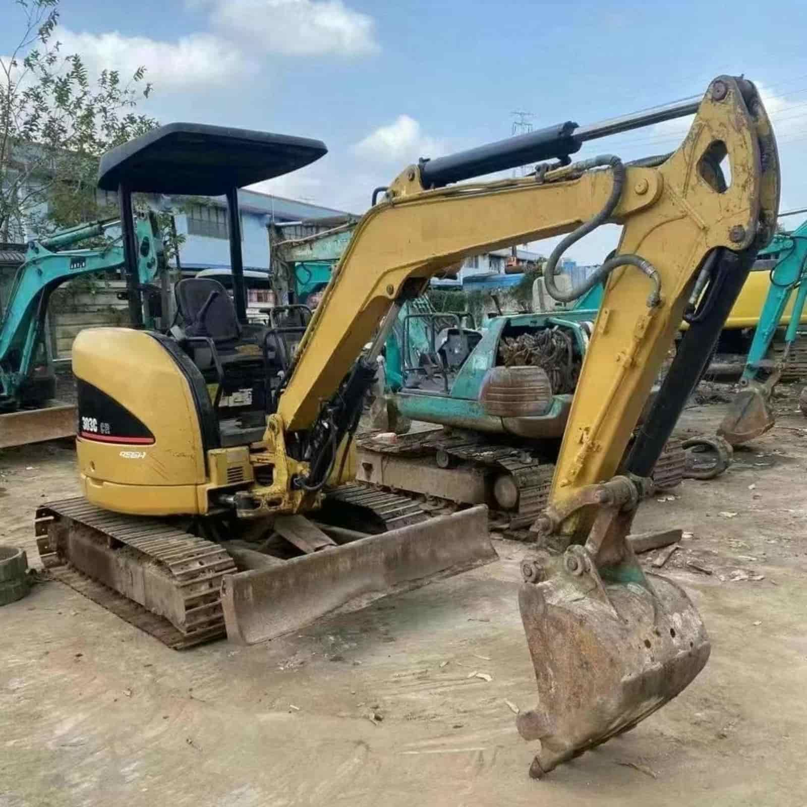CAT 303CR Excavator