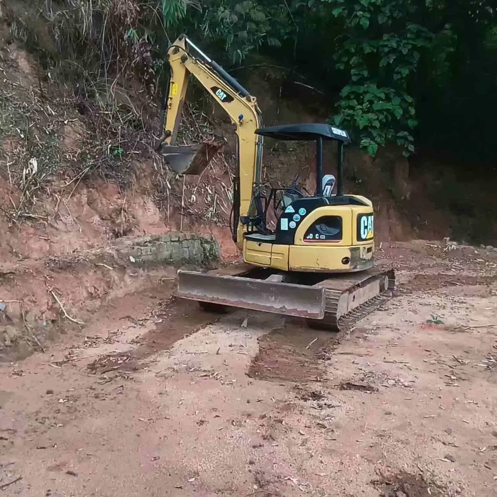 CAT 304CR Excavator