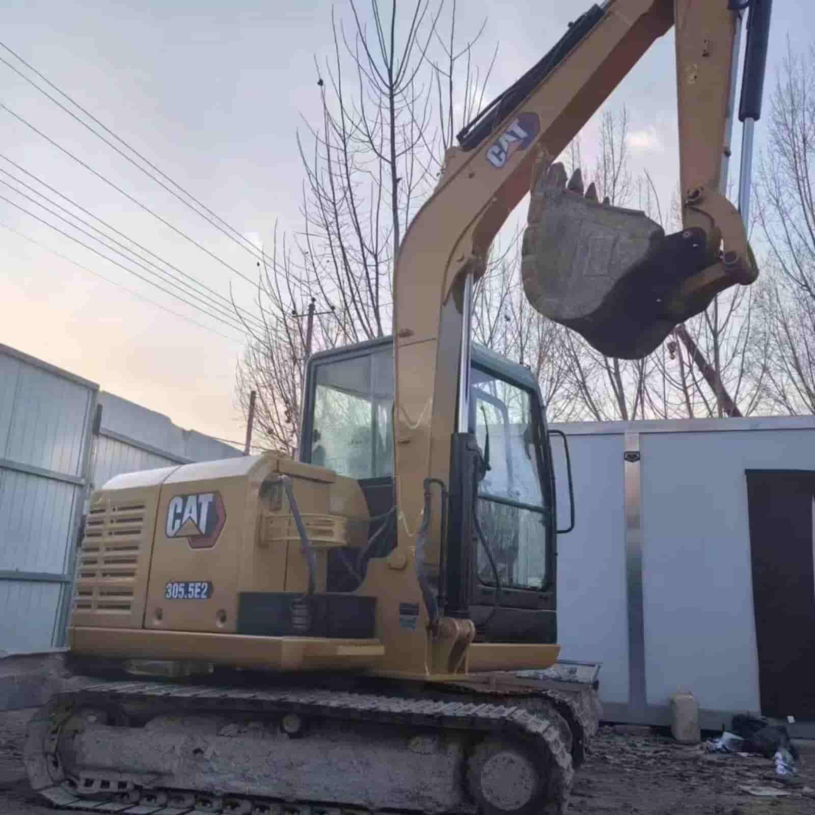 1000 HOURS CAT 305.5E2 Excavator