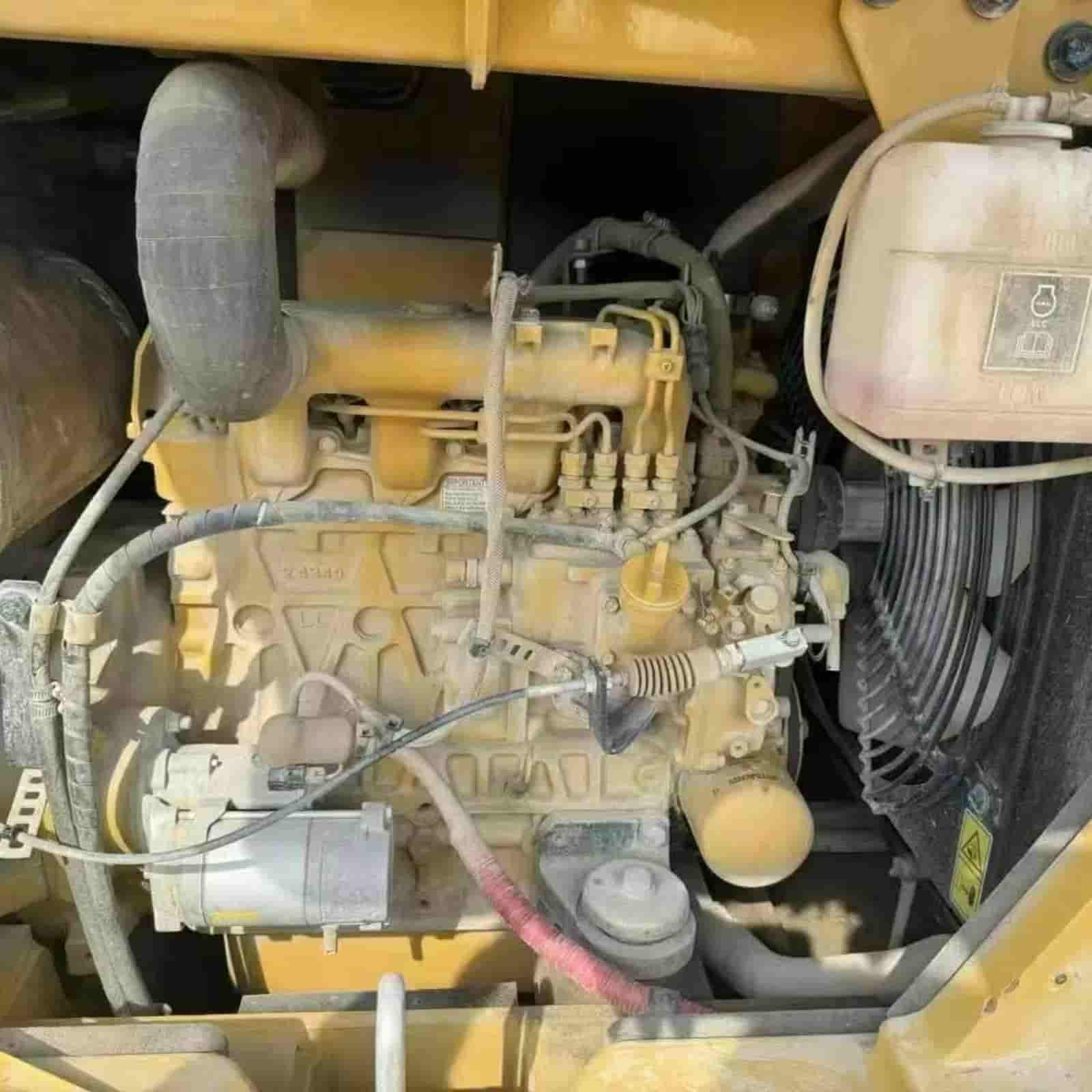 604 HOURS CAT 305.5E2 Excavator