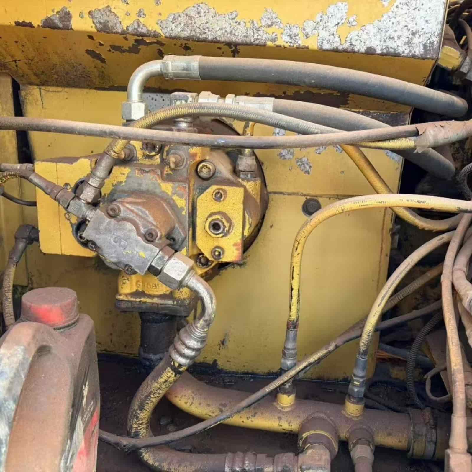 CAT 307B Excavator