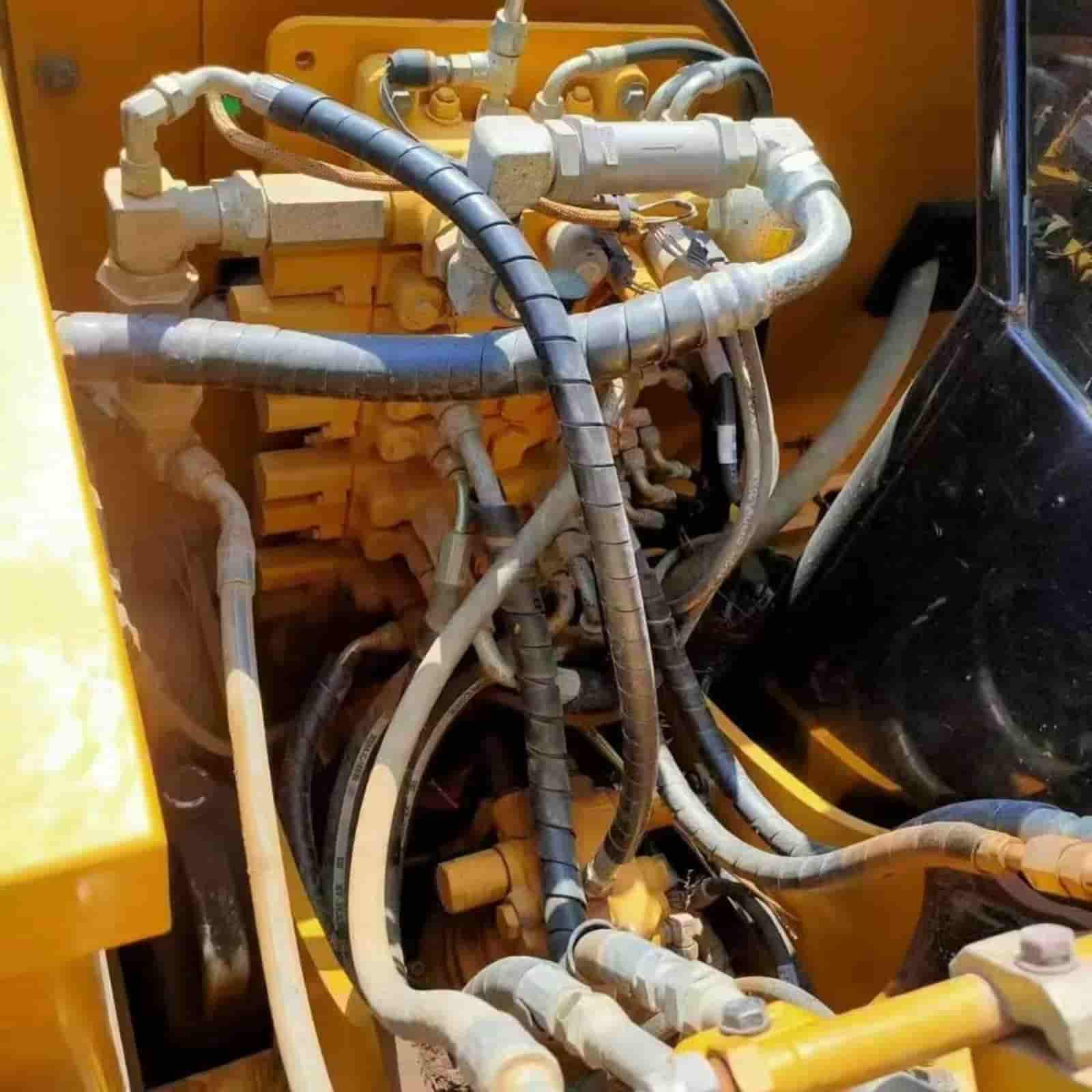 912 HOURS CAT 307 Excavator