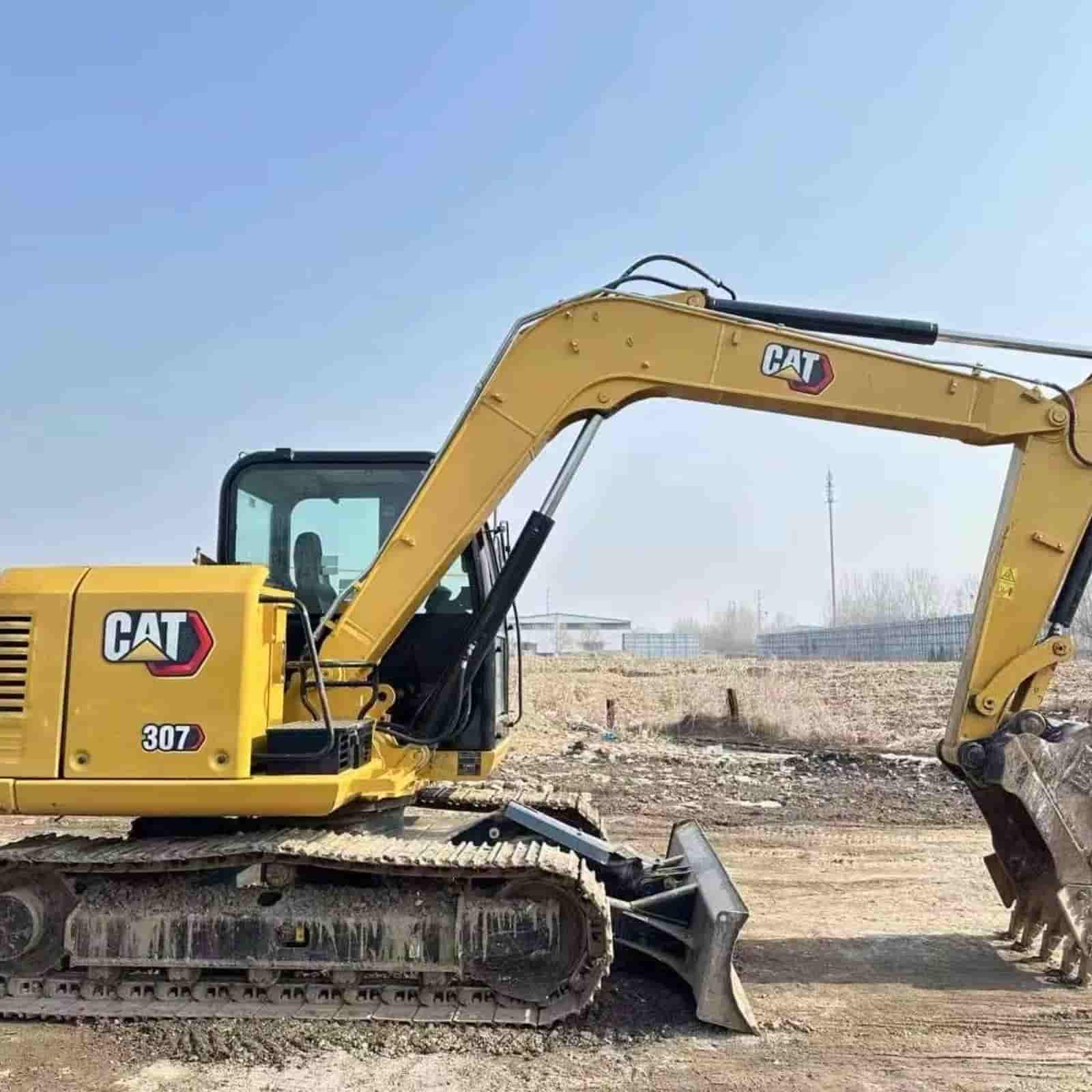 913 HOURS CAT 307 Excavator