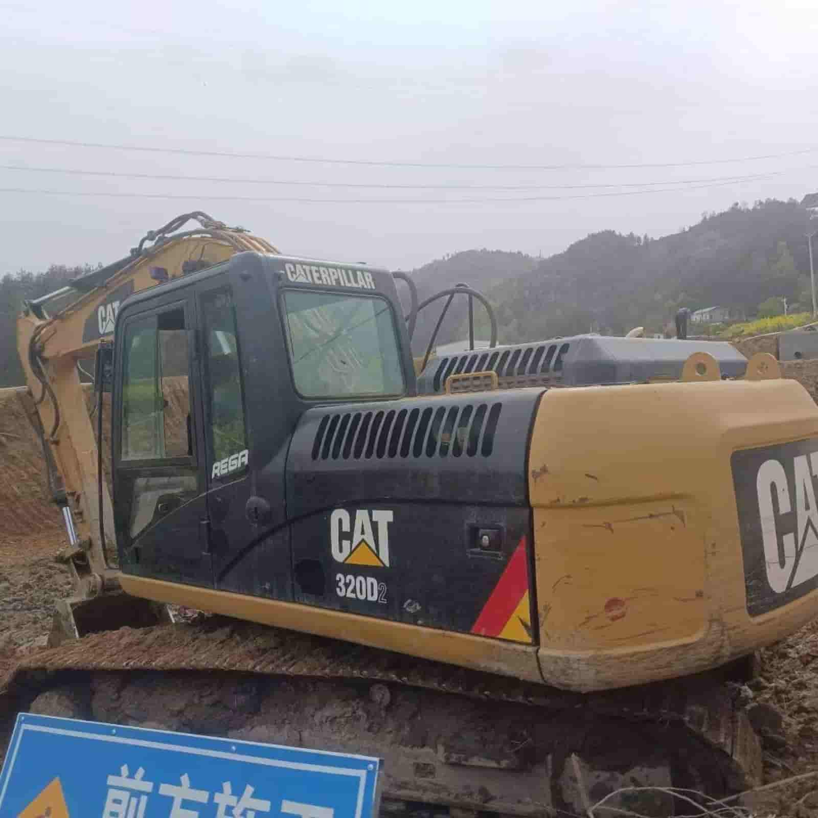 2711 HOURS CAT 312D2 Excavator