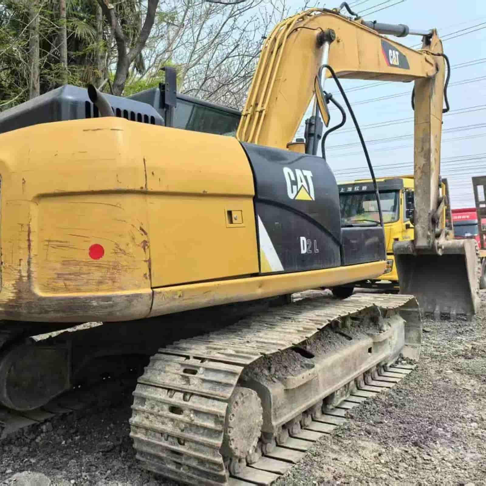 2111 HOURS CAT 318DL Excavator