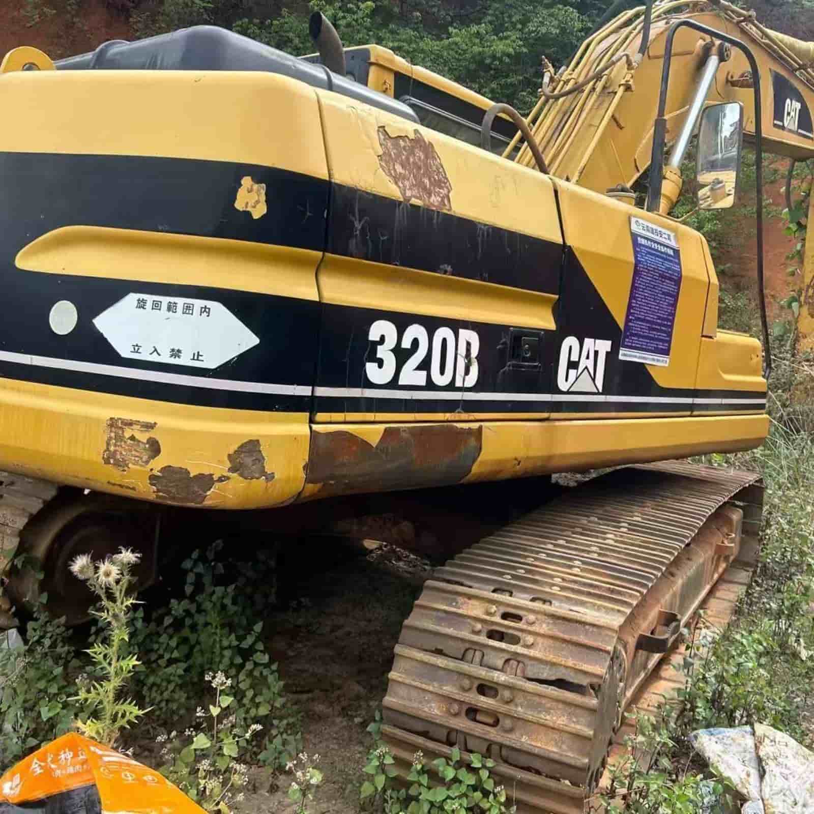 7412 HOURS CAT 320B Excavator