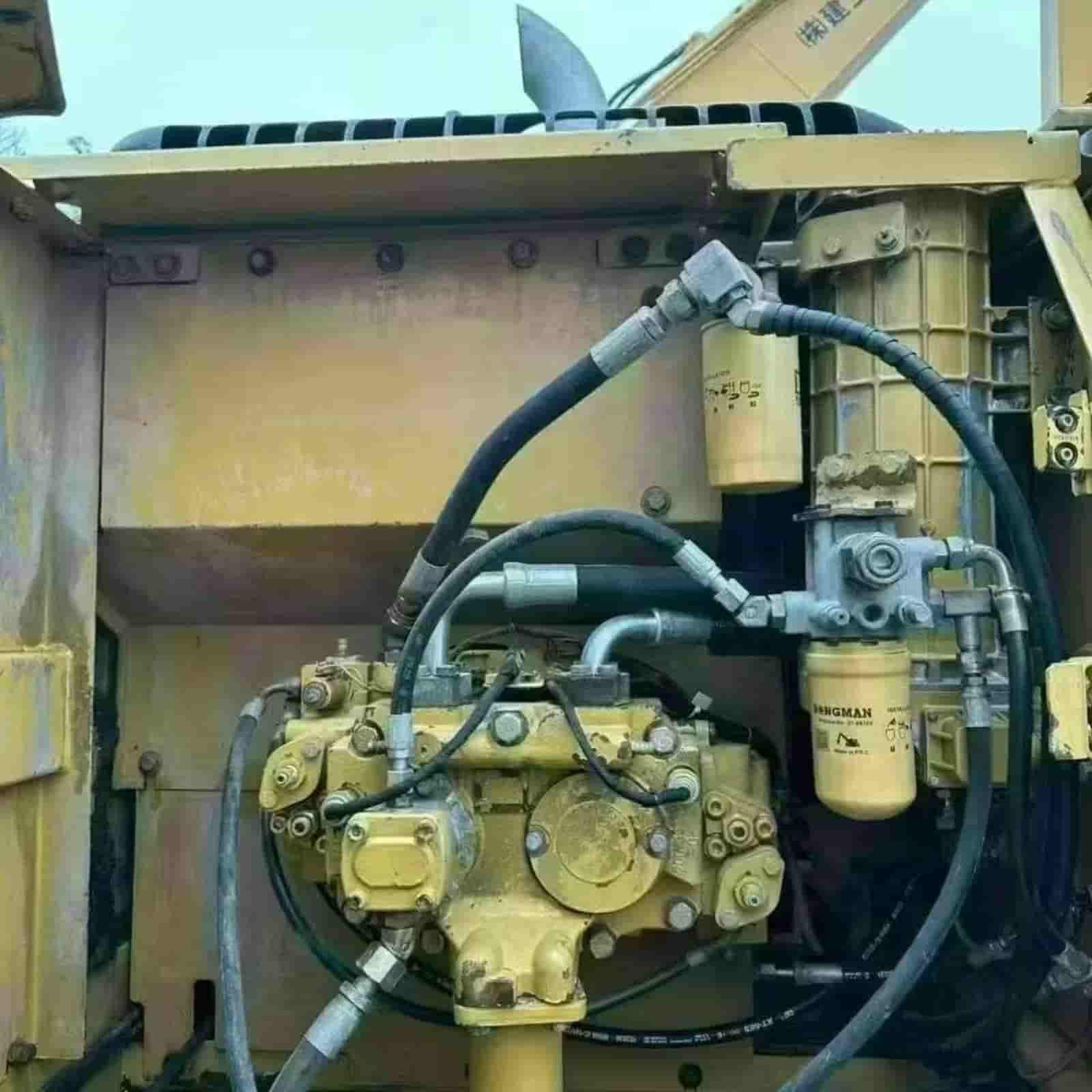 4189 HOURS CAT 320D Excavator
